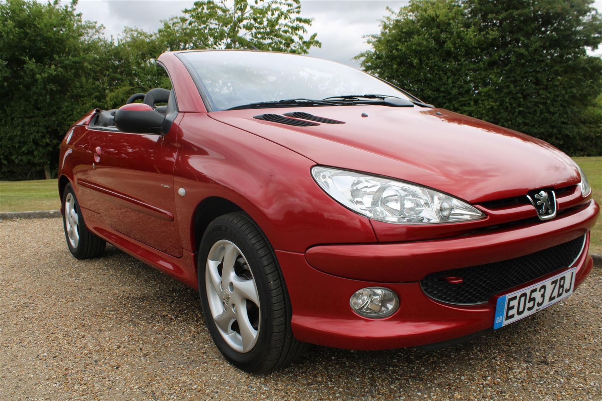2003 Peugeot 206 CC 1.6 Allure 28,681 miles from new - Image 21 of 24