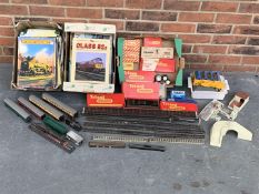 Quantity Of Hornby/Tri-ang Railway Track, Carriages Etc