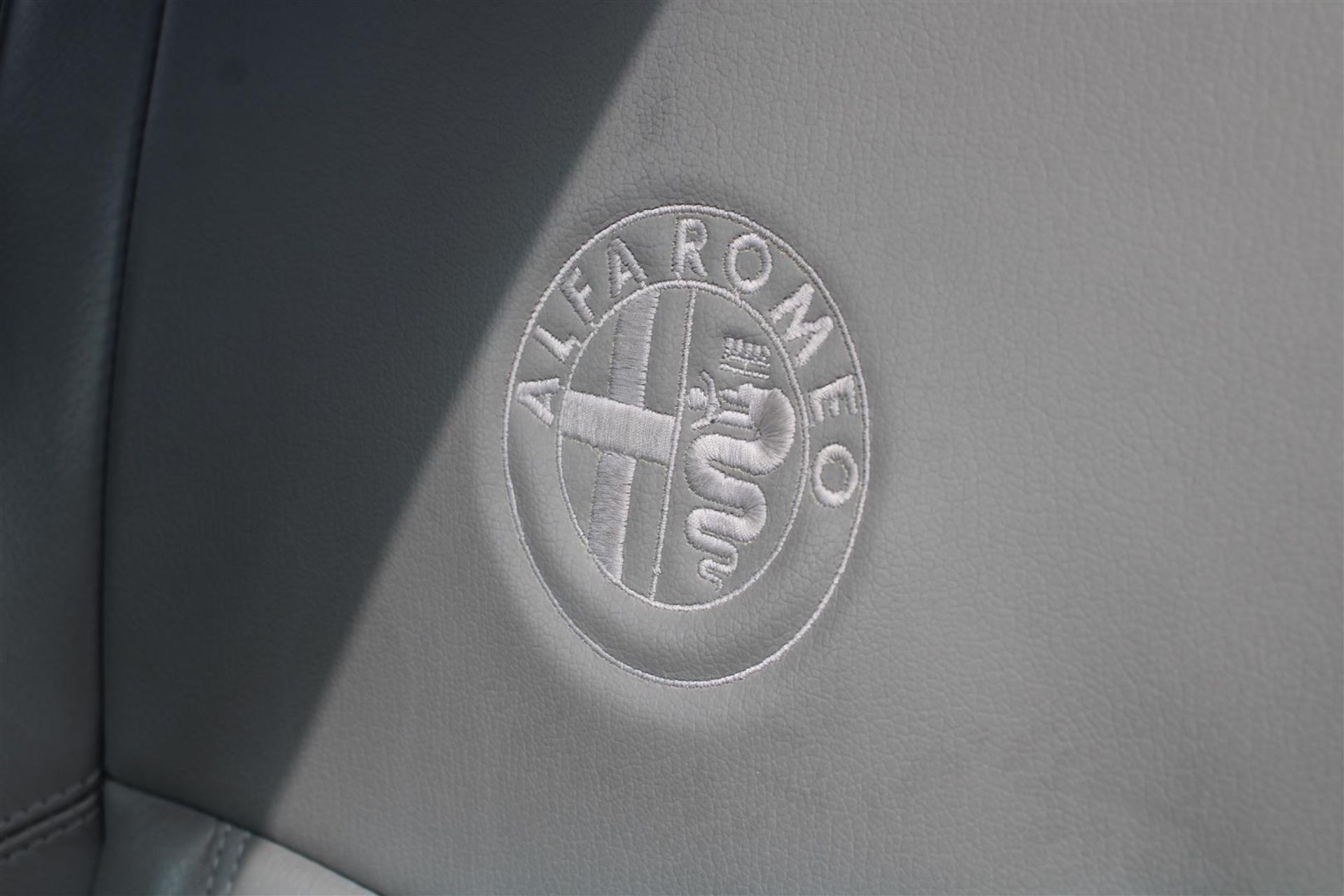 1999 Alfa Romeo 156 2.0 T Spark - Image 19 of 19