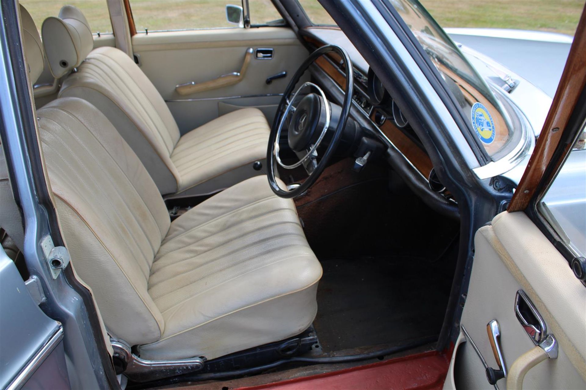 1968 Mercedes W108 280 SE Auto Saloon - Image 8 of 29