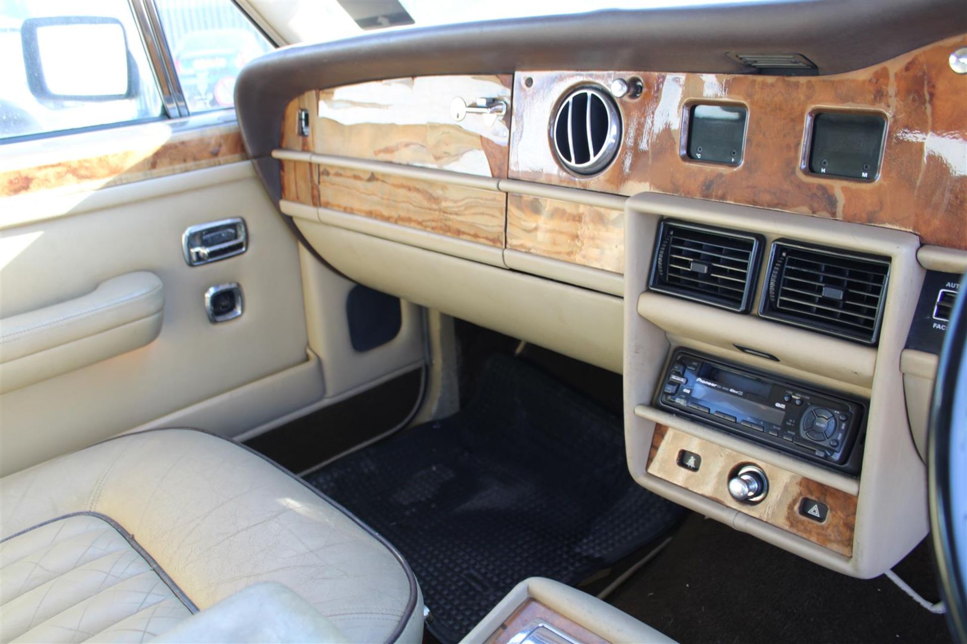 1985 Rolls Royce Silver Spirit - Image 12 of 24