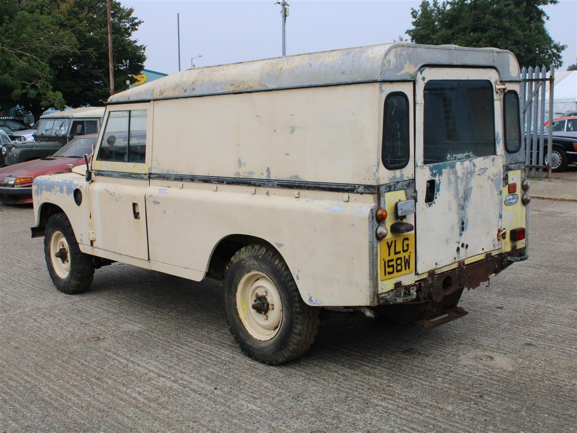 1981 Land Rover 109 Series III" - Image 3 of 29