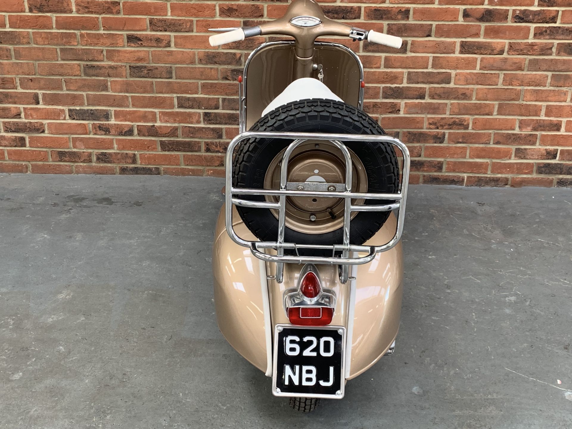 1962 Vespa Douglas Sportique Grand Lux - Image 16 of 18