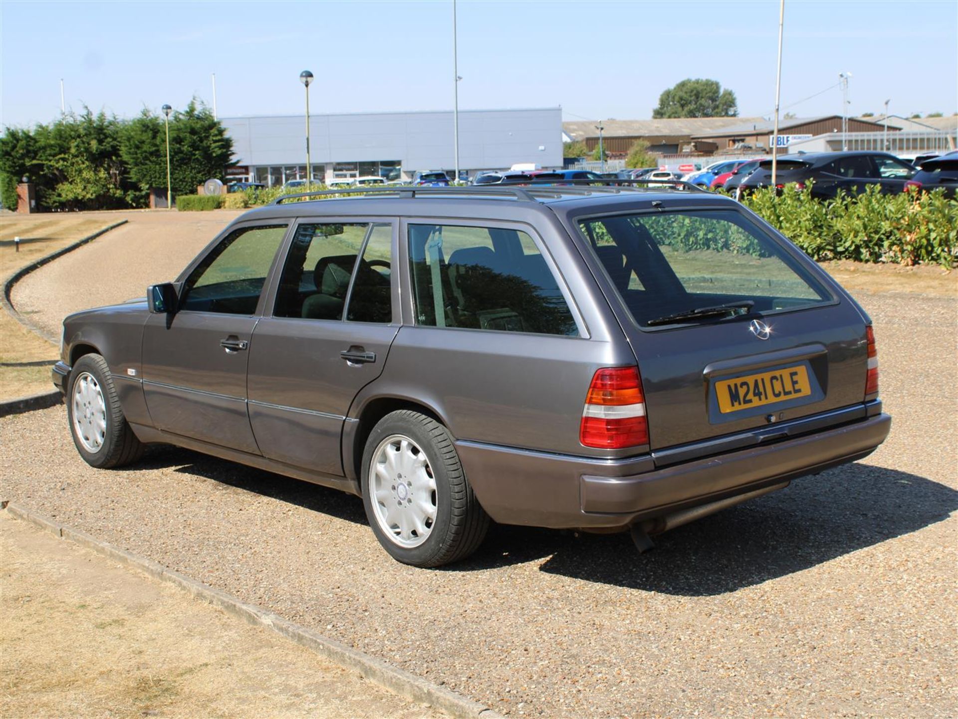 1995 Mercedes W124 E200 Estate - Image 7 of 21