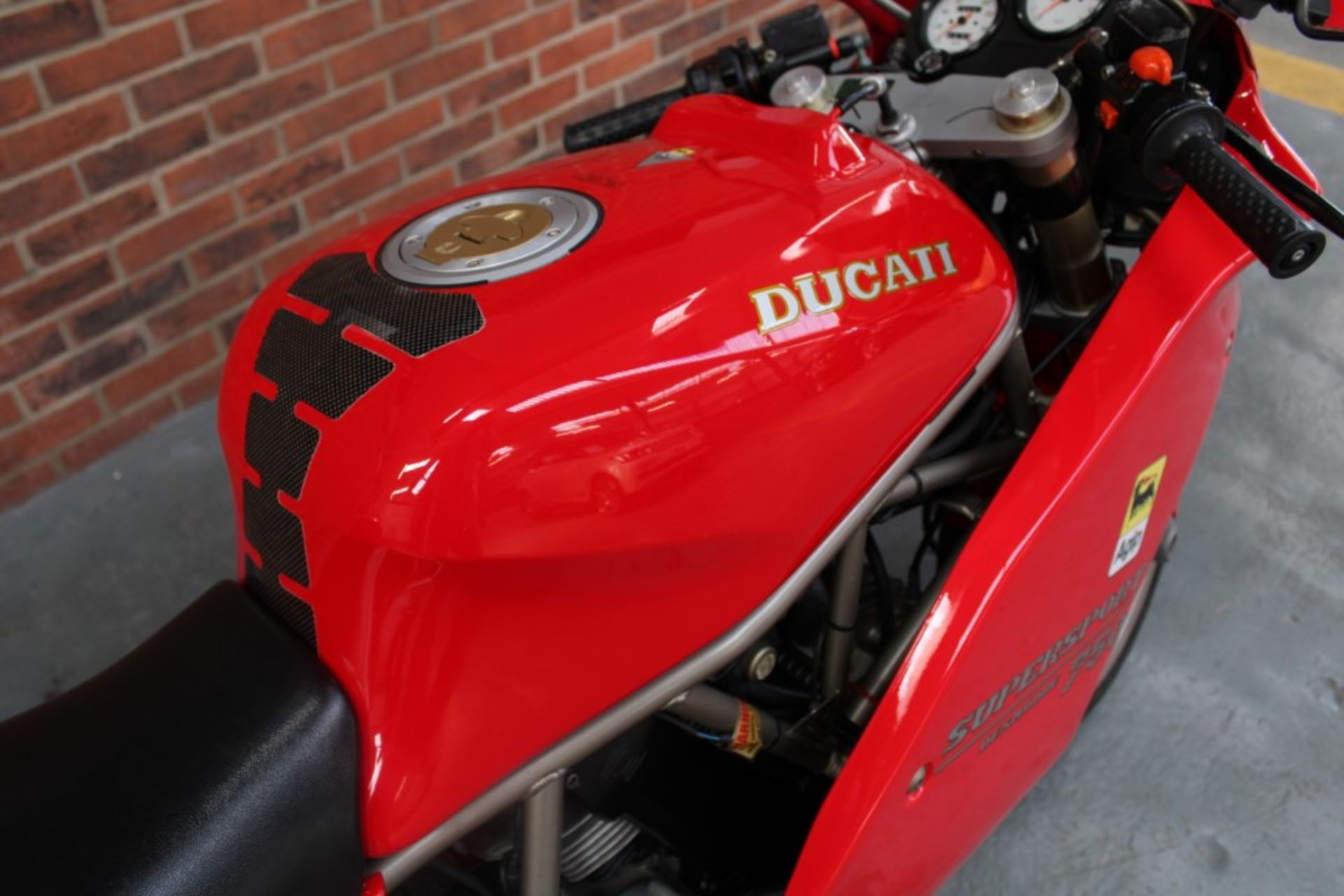 1994 Ducati 750 SS Supersport - Image 13 of 16