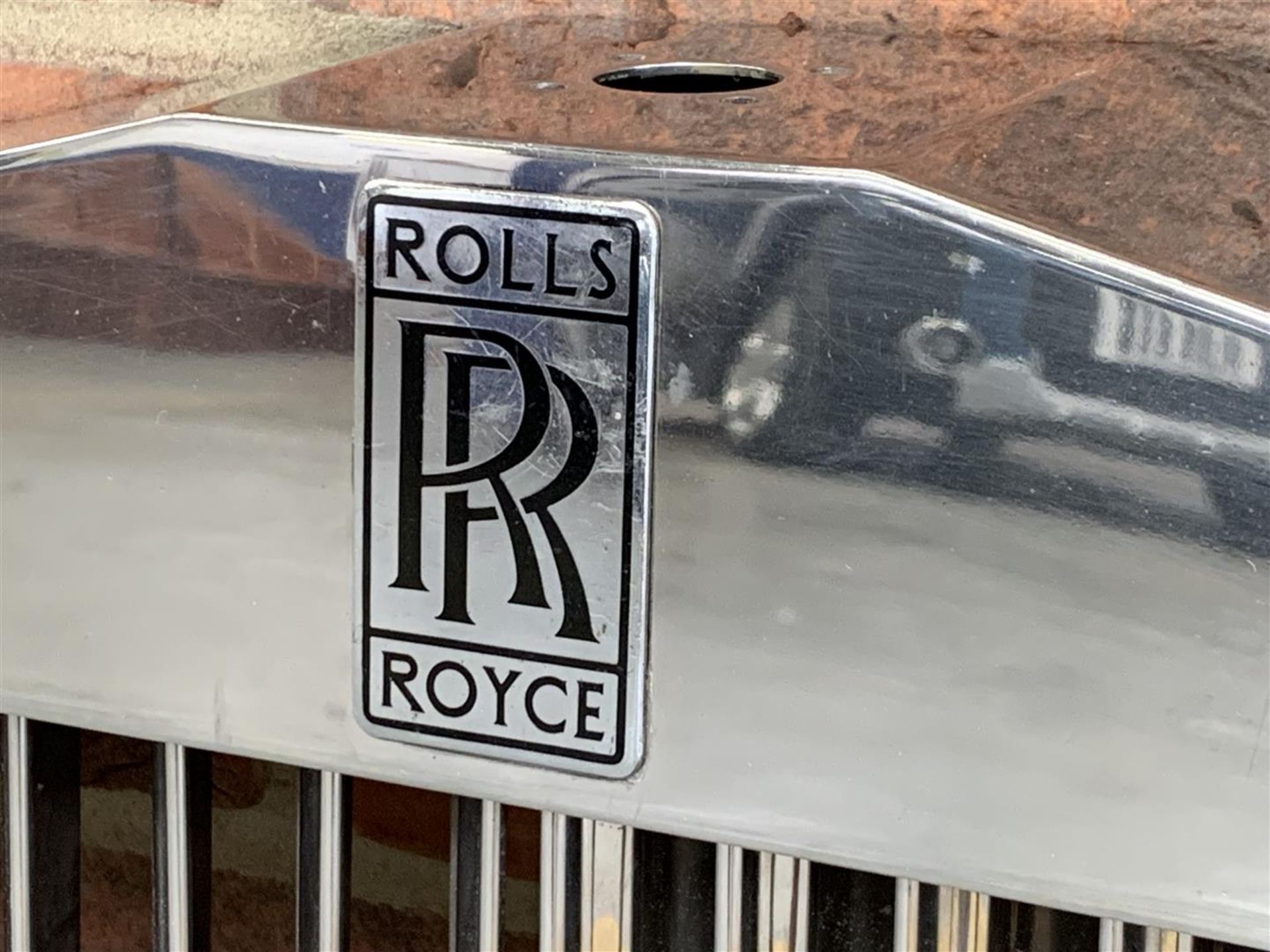 Rolls Royce Silver Shadow II Grille - Image 2 of 3