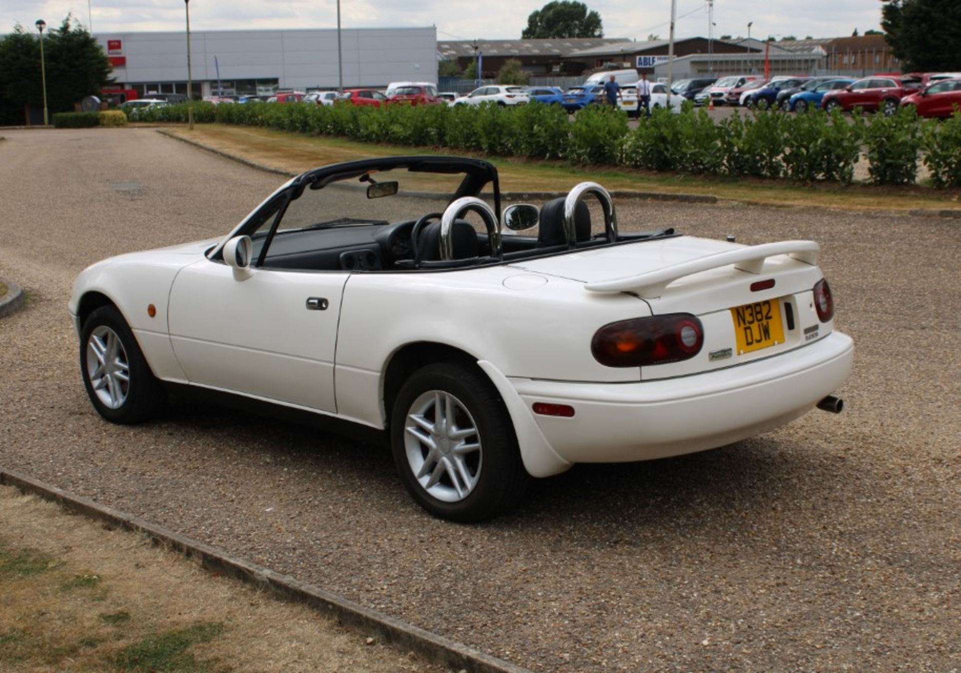 1995 Mazda MX-5 1.8 MKI Eunos - Image 4 of 24