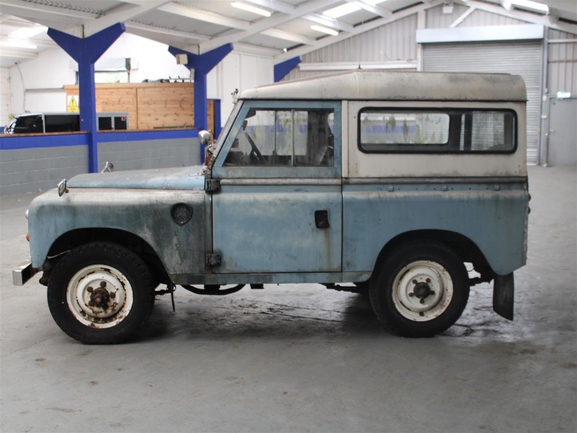 1975 Land Rover Series III SWB 2.3 - Image 4 of 28