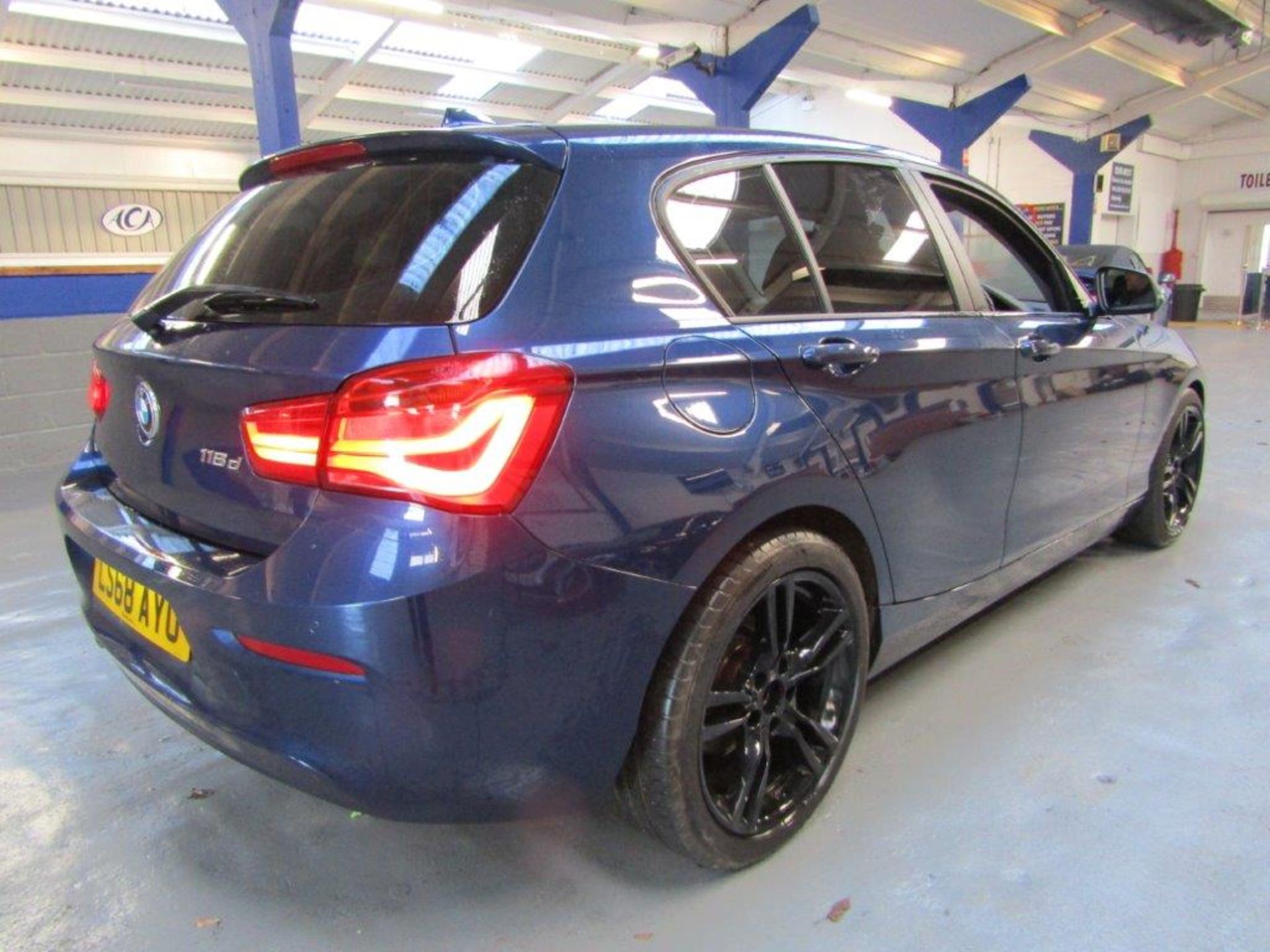 68 18 BMW 118D SE - Image 9 of 25