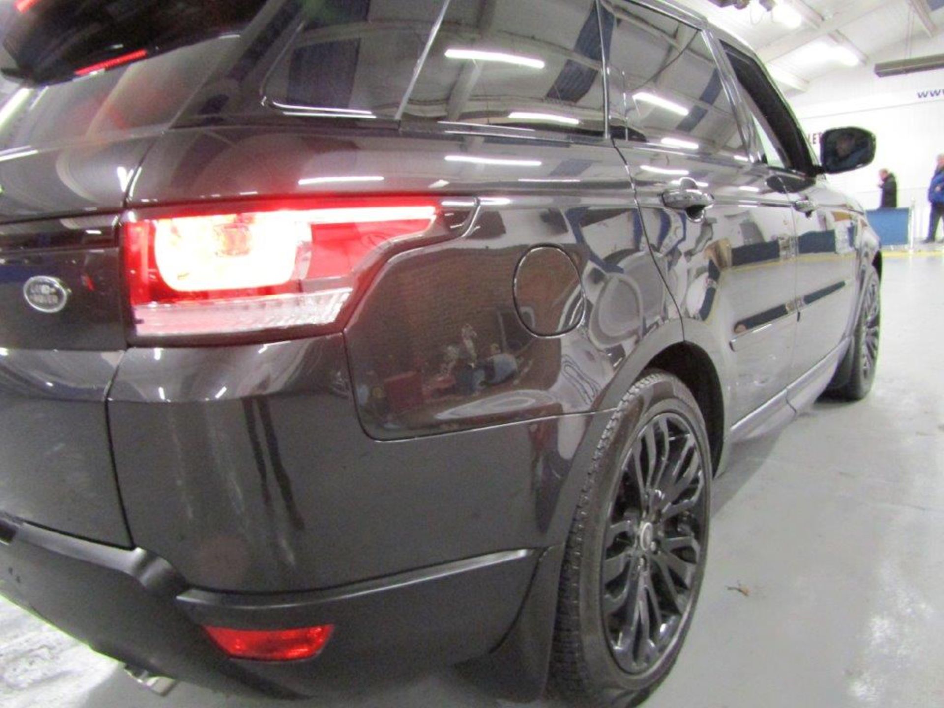 15 15 Range Rover Sport HSE Dyn SDV6 - Image 23 of 38