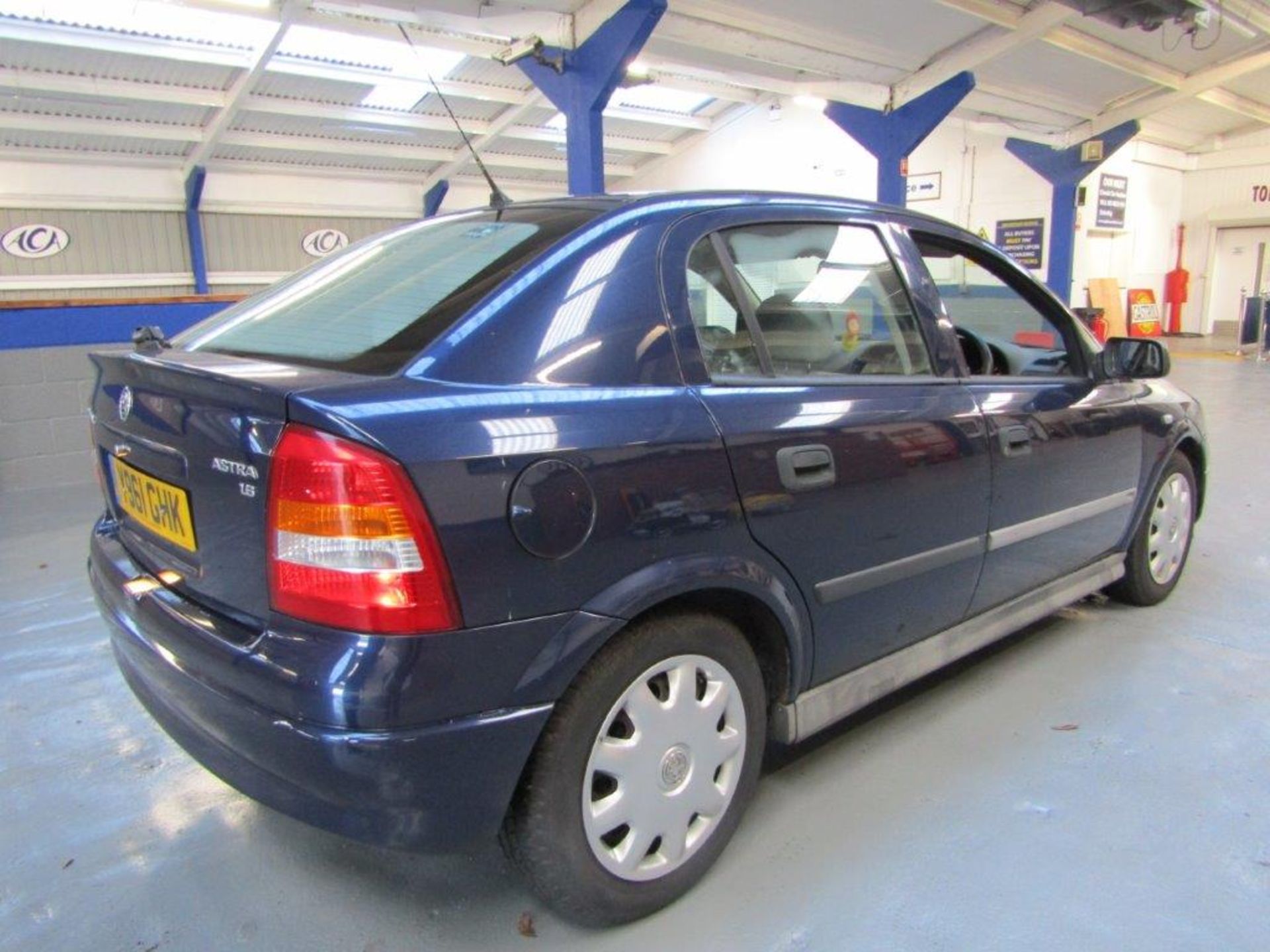 2001 Vauxhall Astra Club Auto - Image 3 of 22