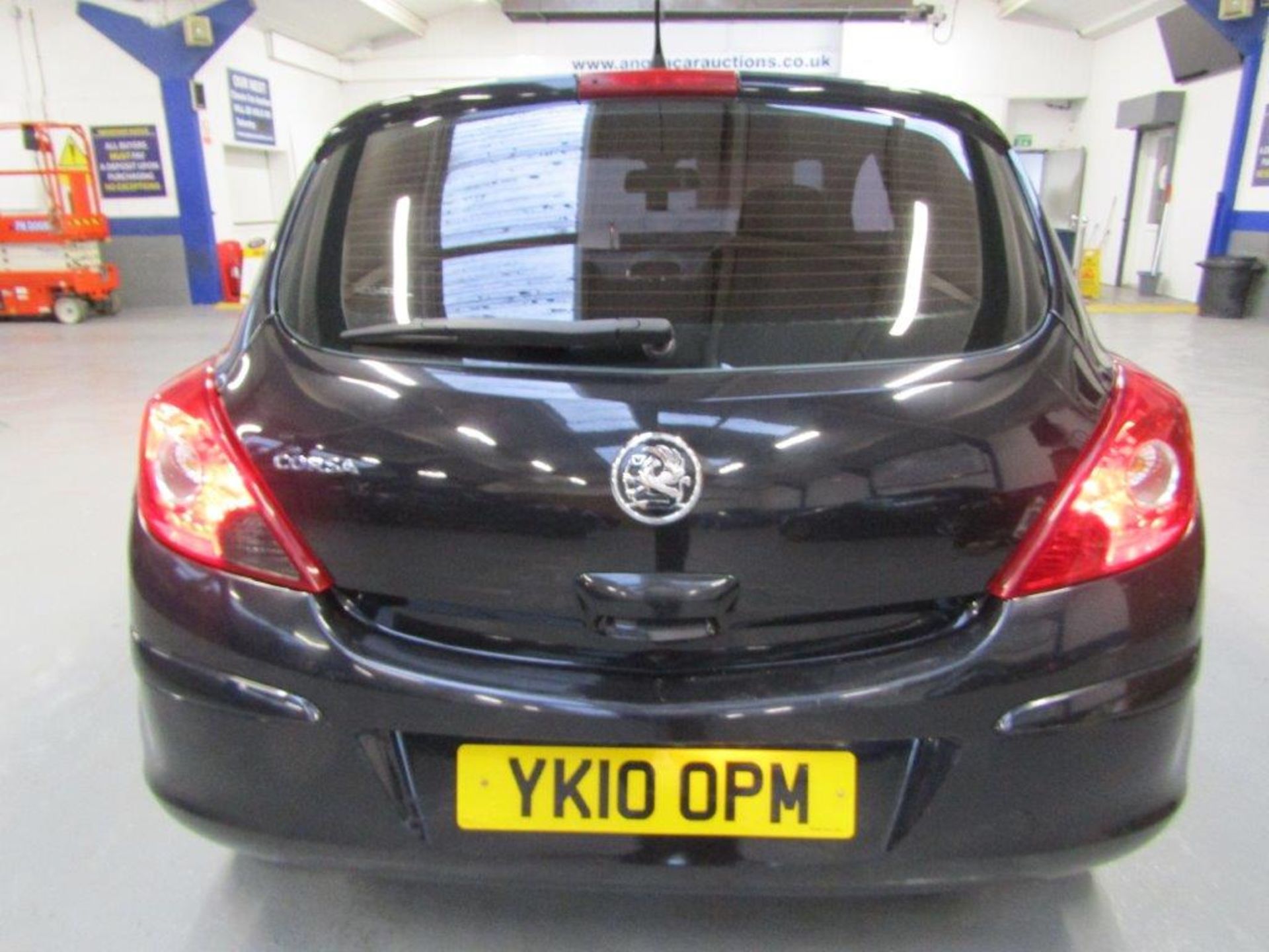 10 10 Vauxhall Corsa SE - Image 4 of 15
