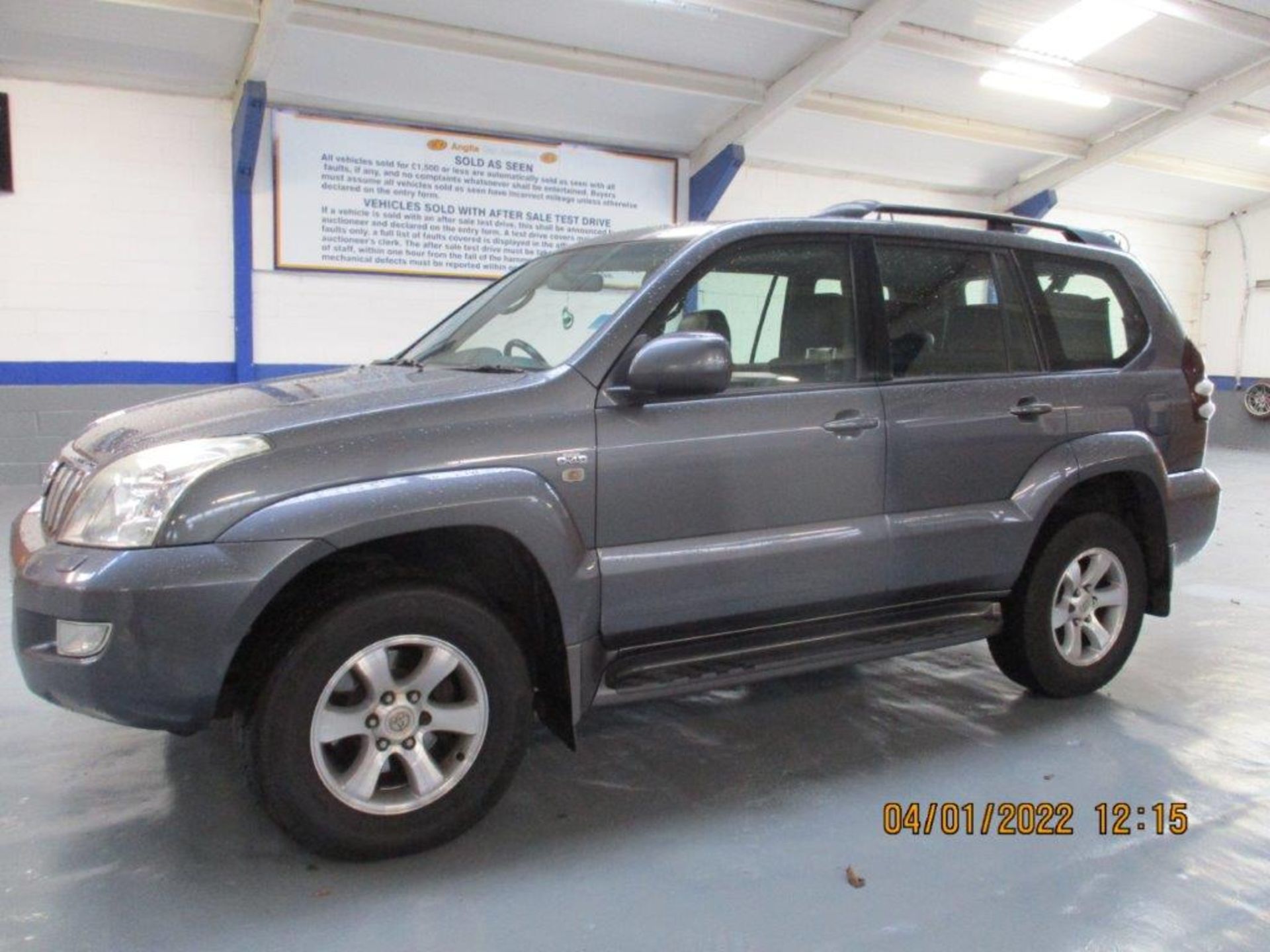 05 05 Toyota Landcruiser LC4 D-4D