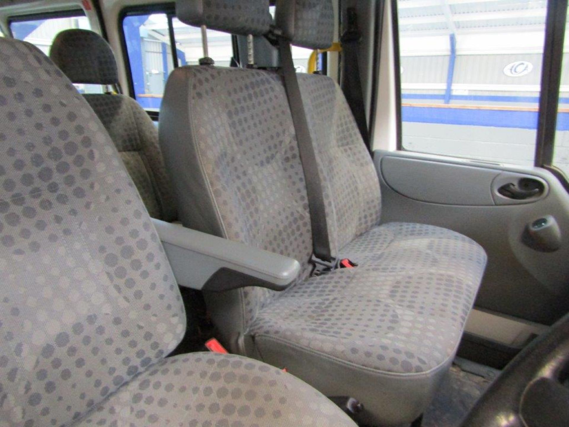 11 11 Ford Transit 115 T300M FWD - Image 21 of 26