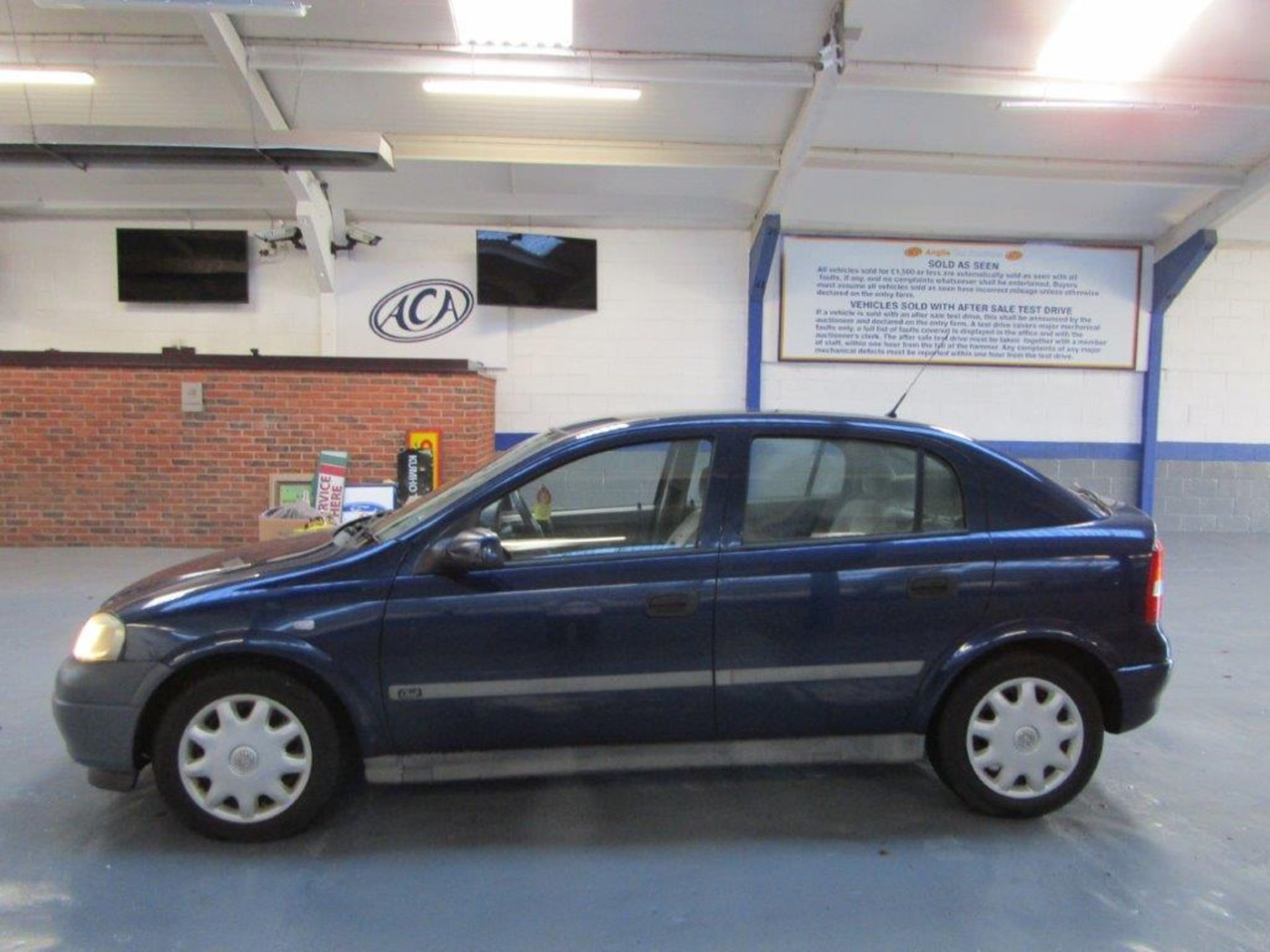 2001 Vauxhall Astra Club Auto - Image 2 of 22