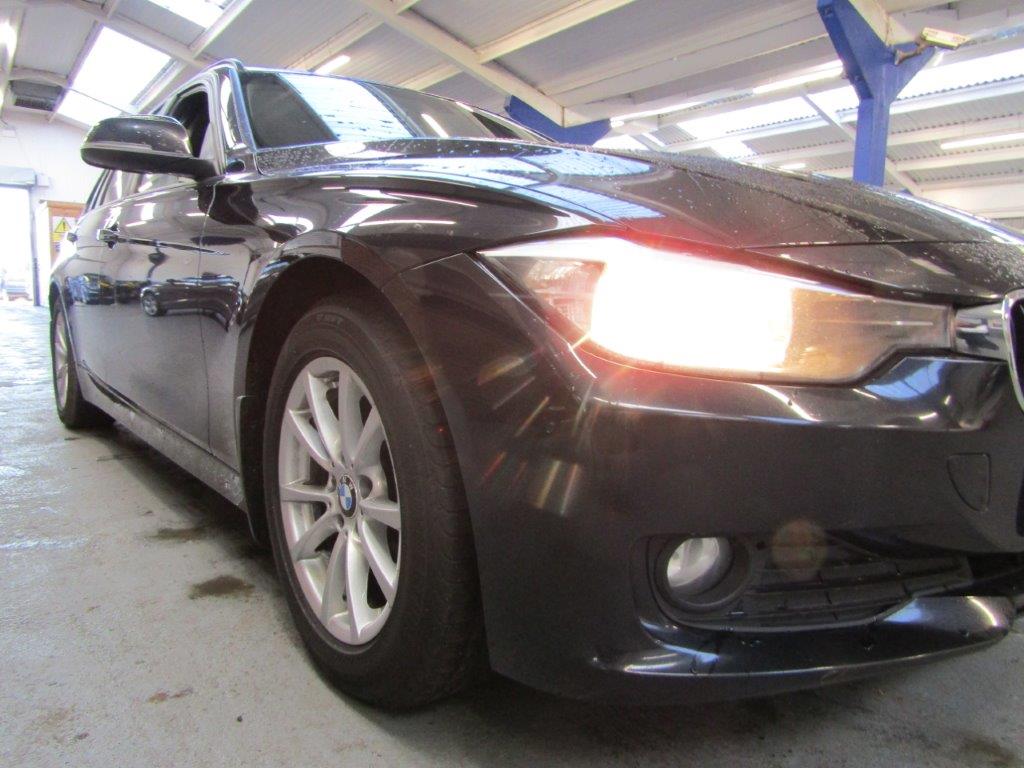 15 15 BMW 320D Business Efficientdyn - Image 9 of 16