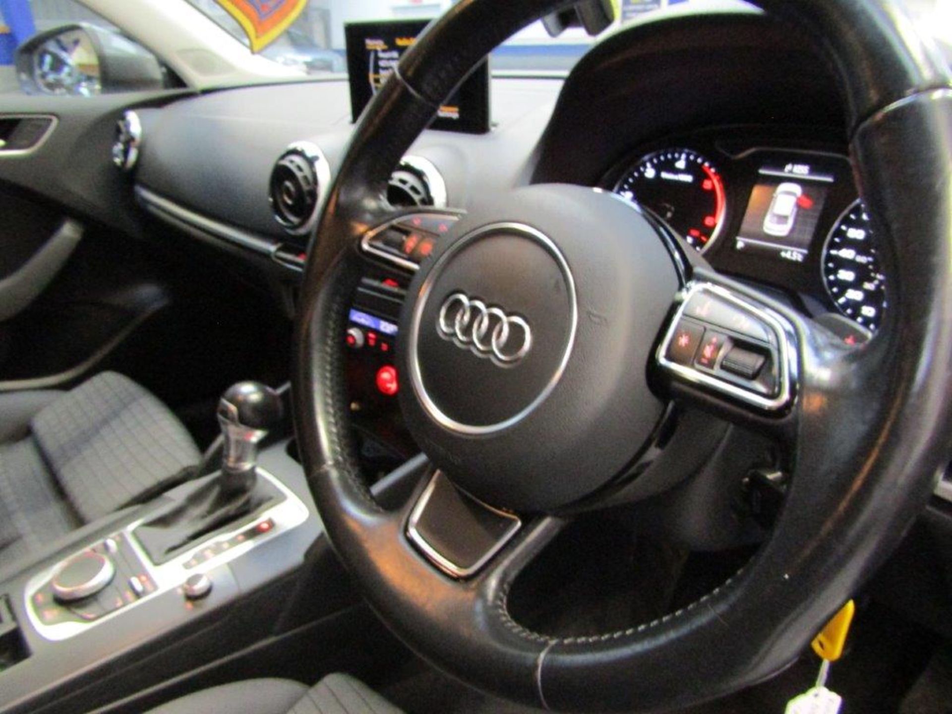 16 16 Audi A3 Sport Nav TDI - Image 24 of 28