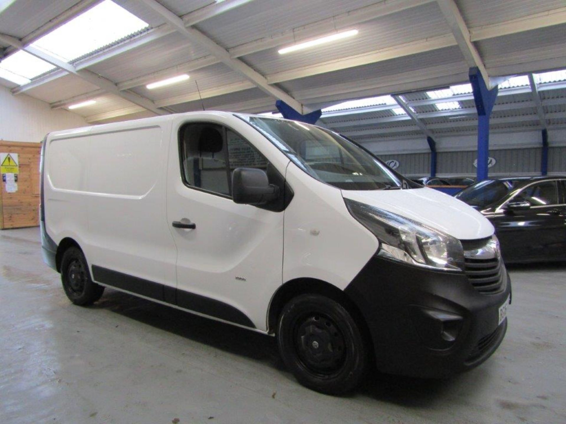 16 16 Vauxhall Vivaro 2900 CDTI - Image 10 of 17