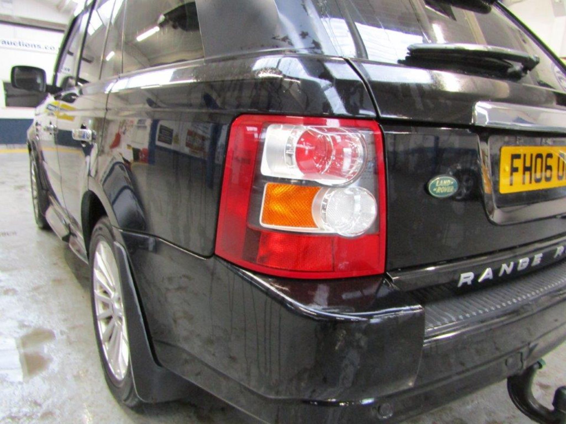 06 06 Range Rover Sport V8 HSE Auto - Image 24 of 30