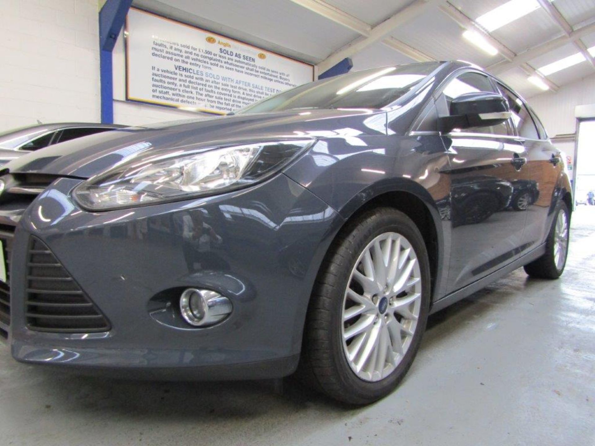 14 14 Ford Focus Zetec Navigator A - Image 16 of 18