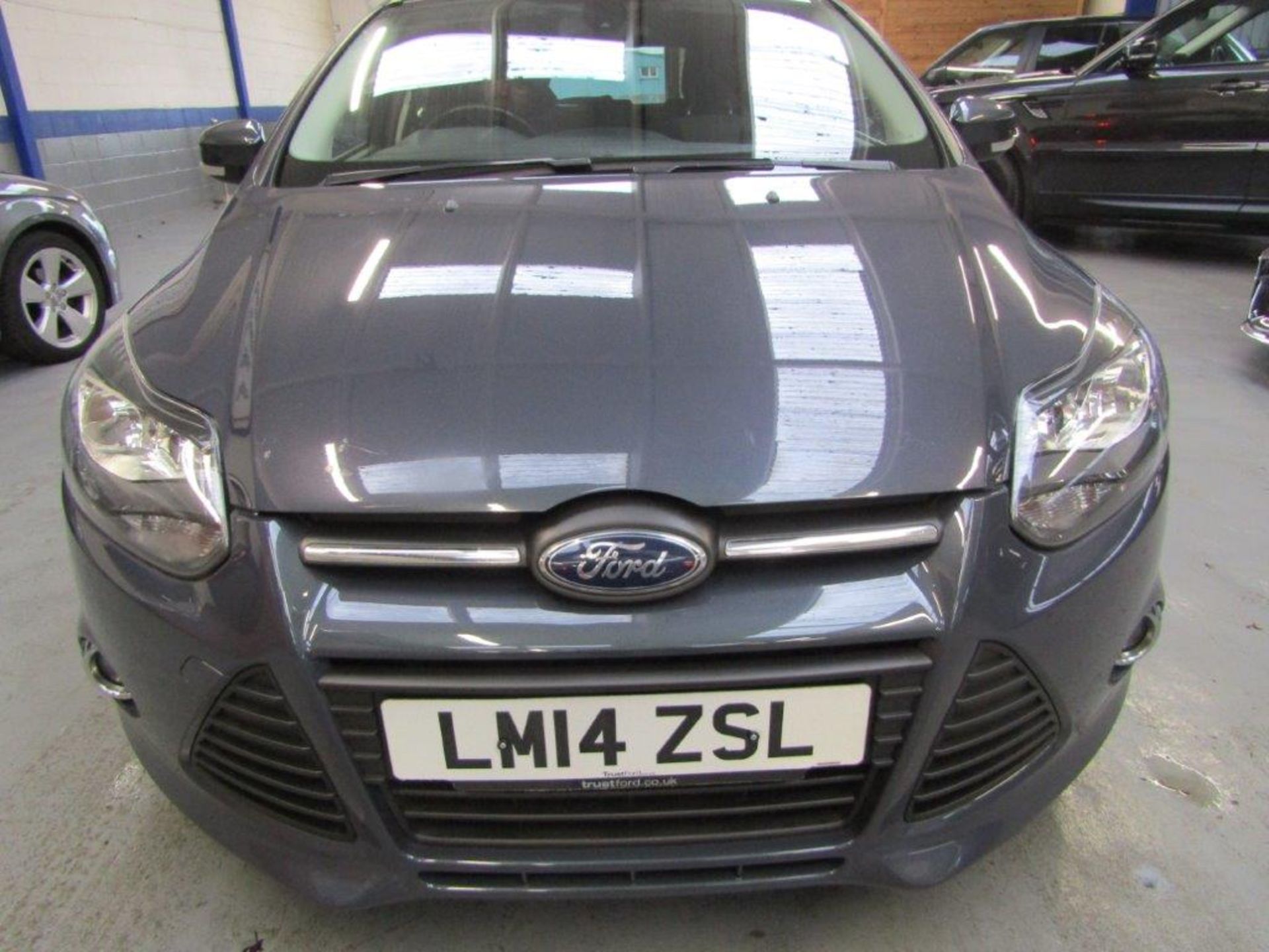 14 14 Ford Focus Zetec Navigator A - Image 12 of 18