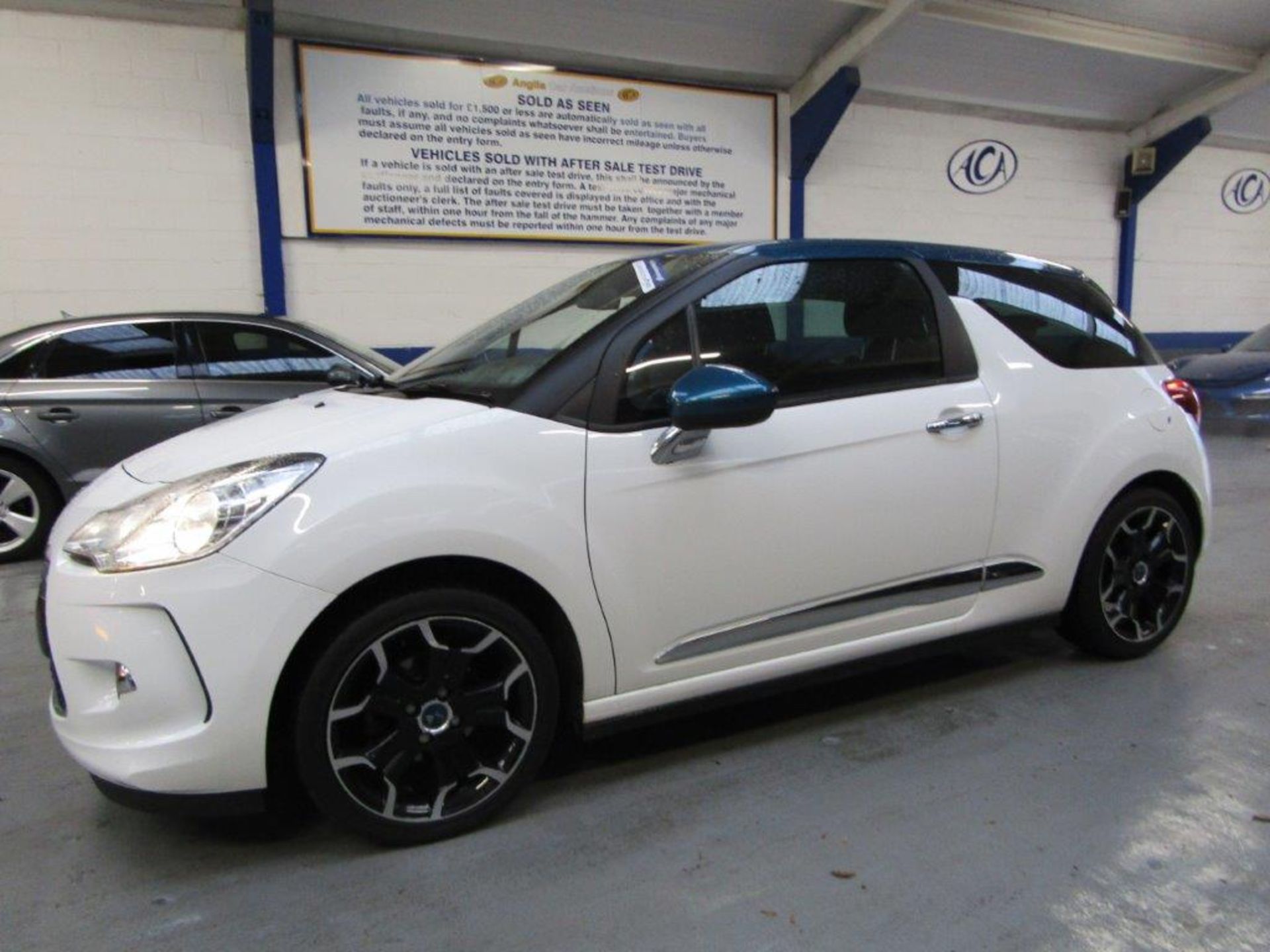 15 15 Citroen DS3 DStyle Puretech