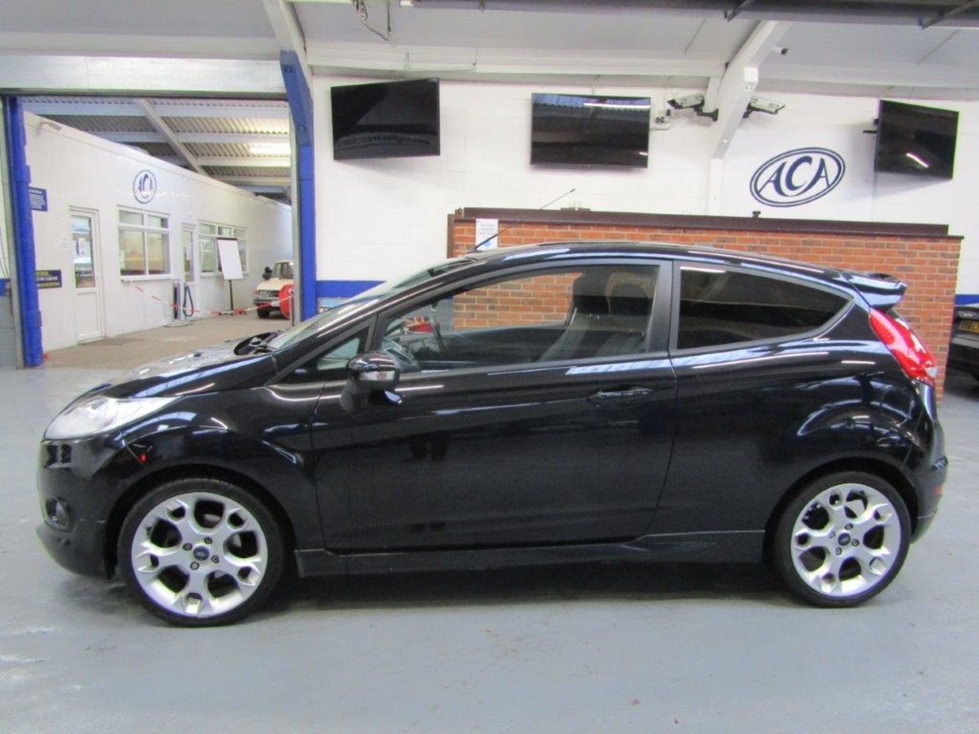 09 09 Ford Fiesta Zetec S 90 TDCI - Image 2 of 20