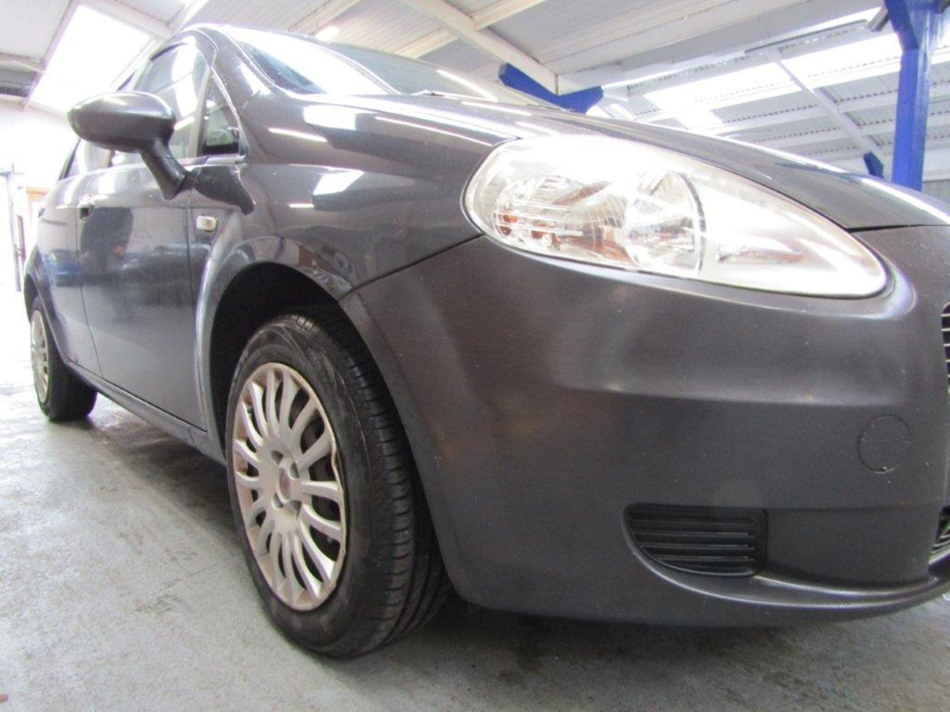 58 08 Fiat Grande Punto Dynamic - Image 18 of 23