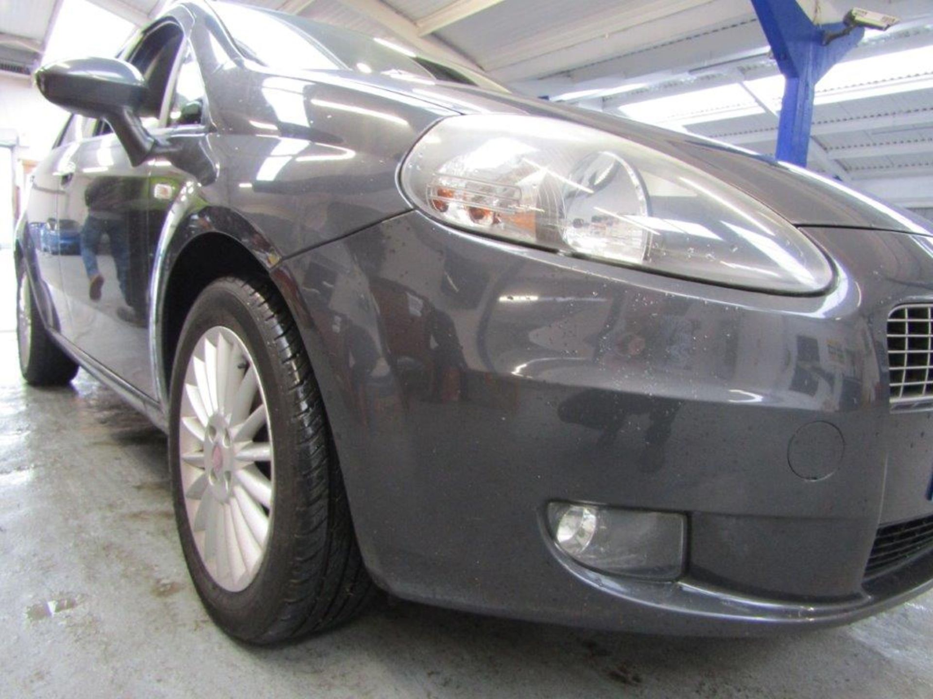 09 09 Fiat Grand Punto GP 16V - Image 12 of 18