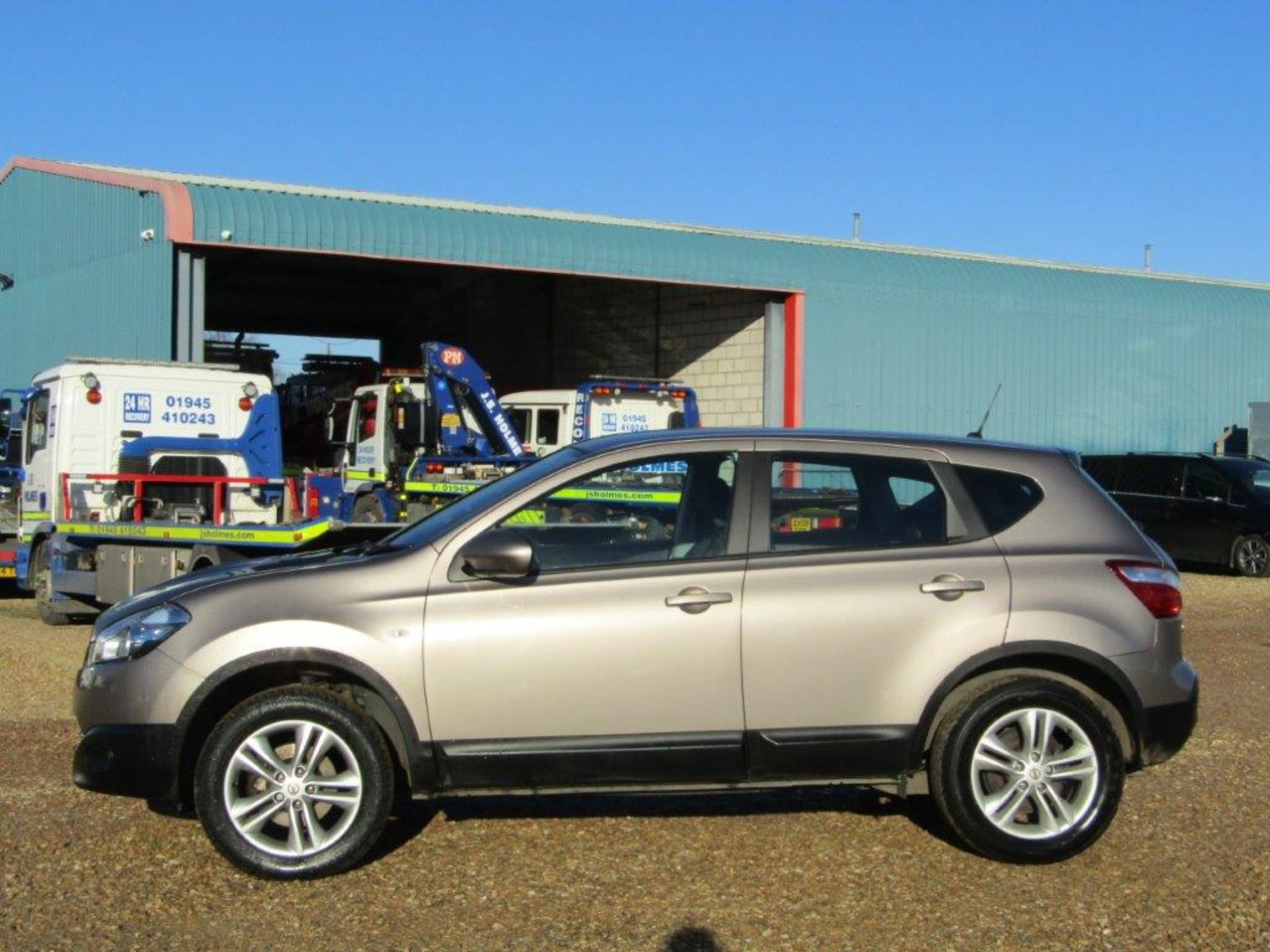 13 13 Nissan Qashqai Acenta DCi - Image 2 of 19