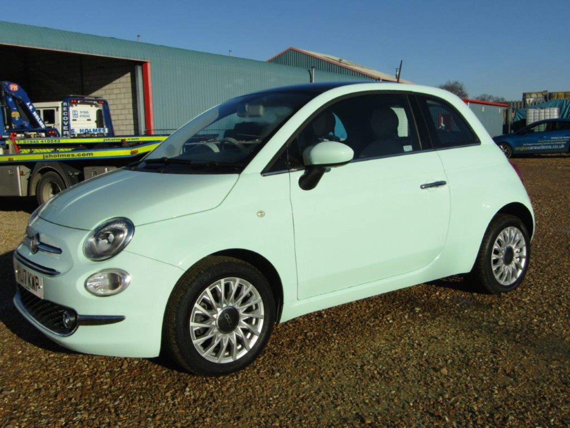 17 17 Fiat 500 Lounge