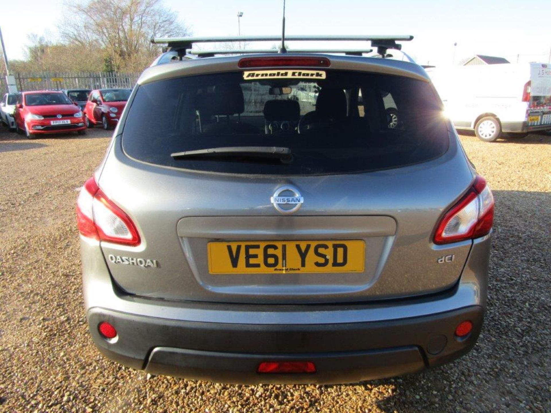 61 12 Nissan Qashqai N-Tec + DCi - Image 3 of 24