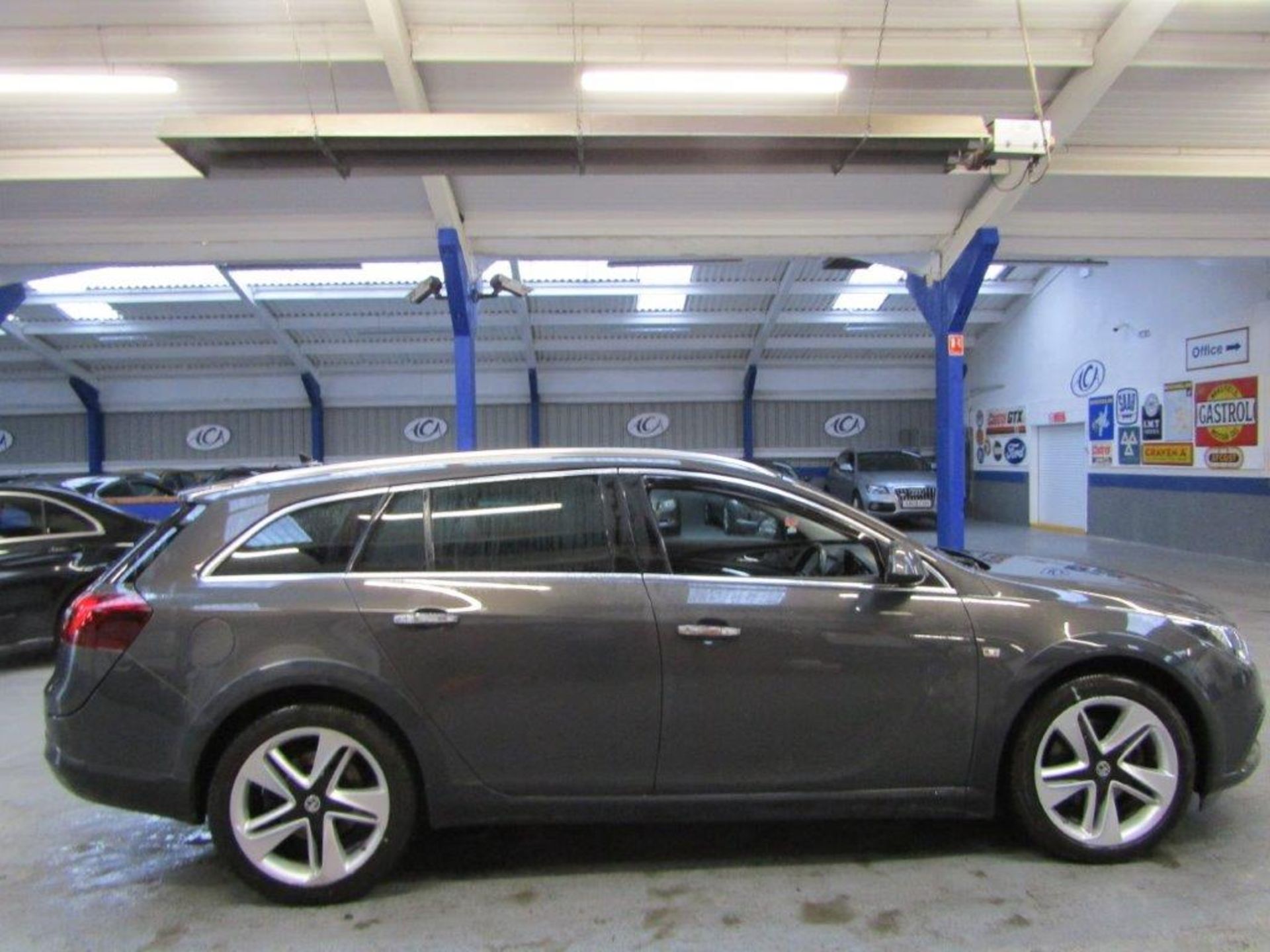 14 14 Vauxhall Insignia C-Trytour - Image 21 of 28