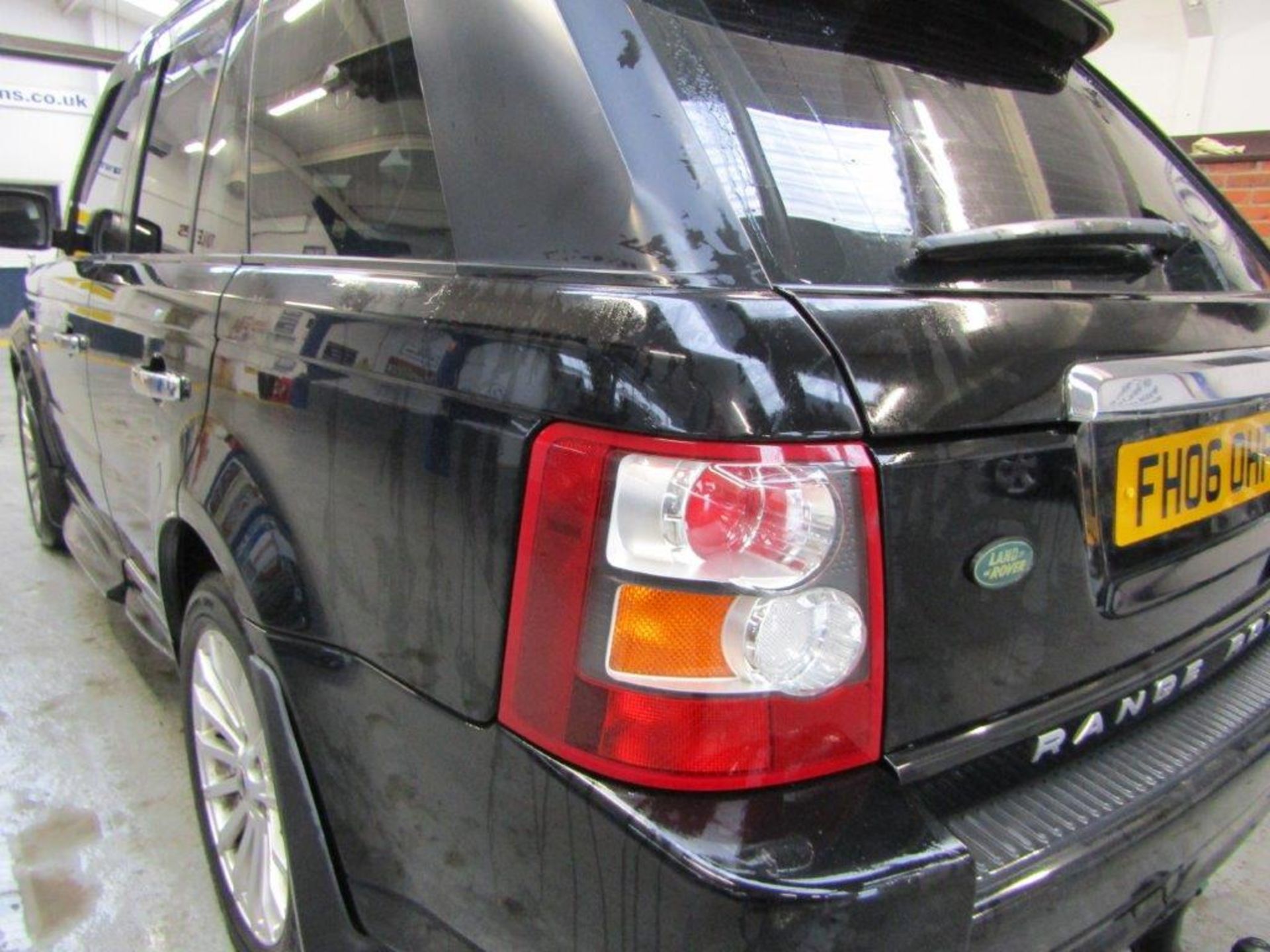 06 06 Range Rover Sport V8 HSE Auto - Image 9 of 30