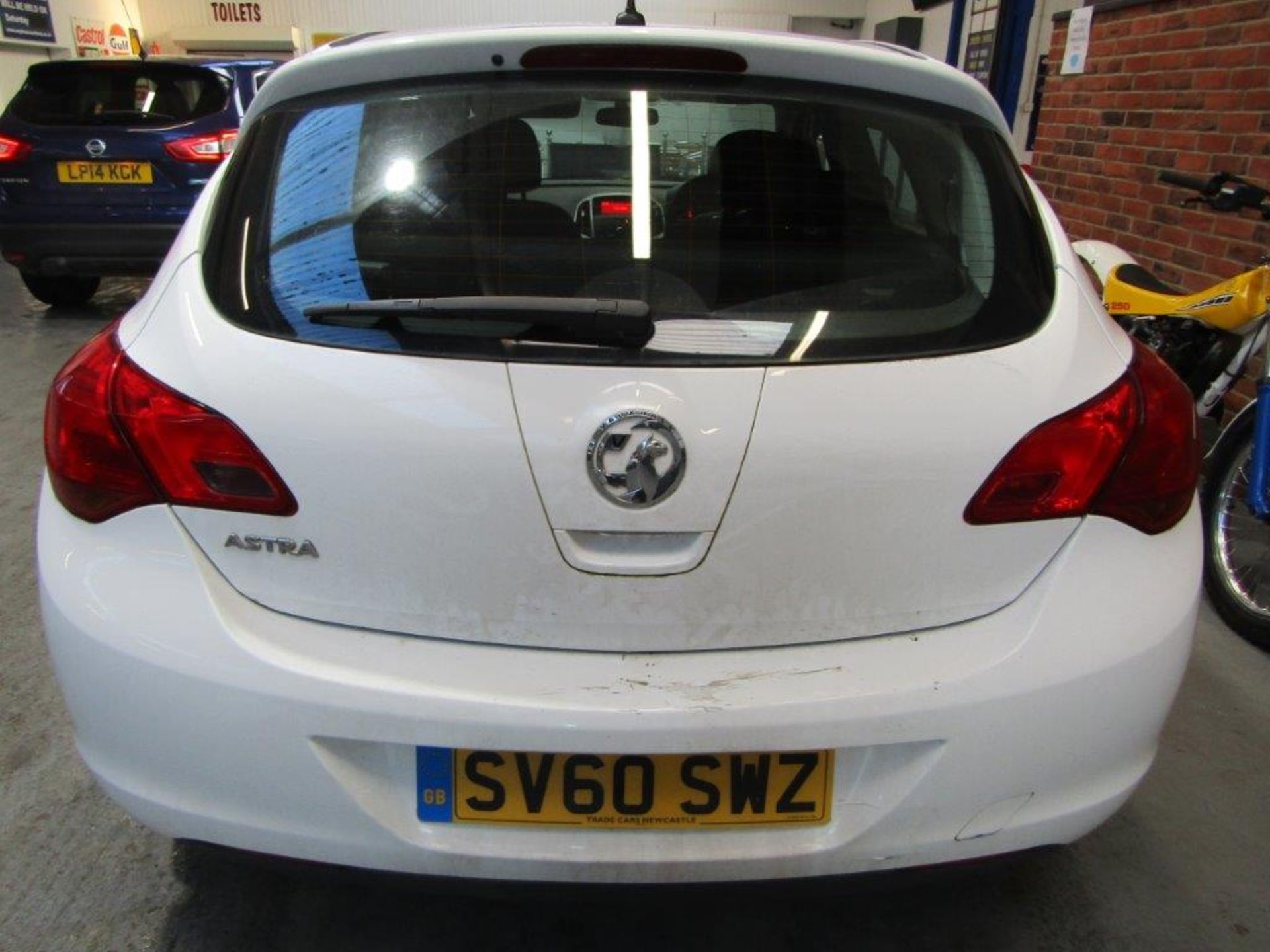 60 10 Vauxhall Astra Exclusiv 98 - Image 4 of 20