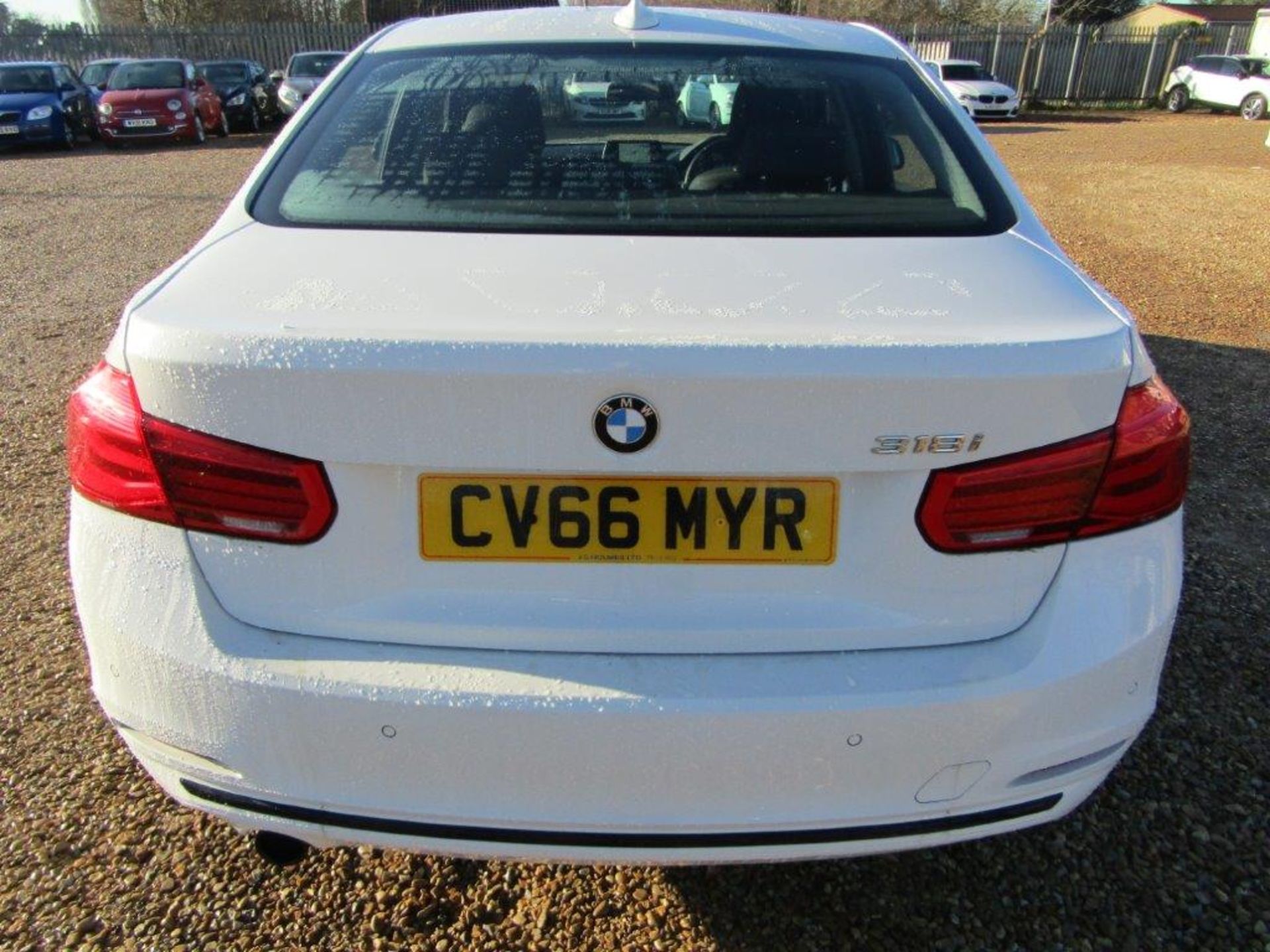 66 16 BMW 318i Sport - Image 2 of 21