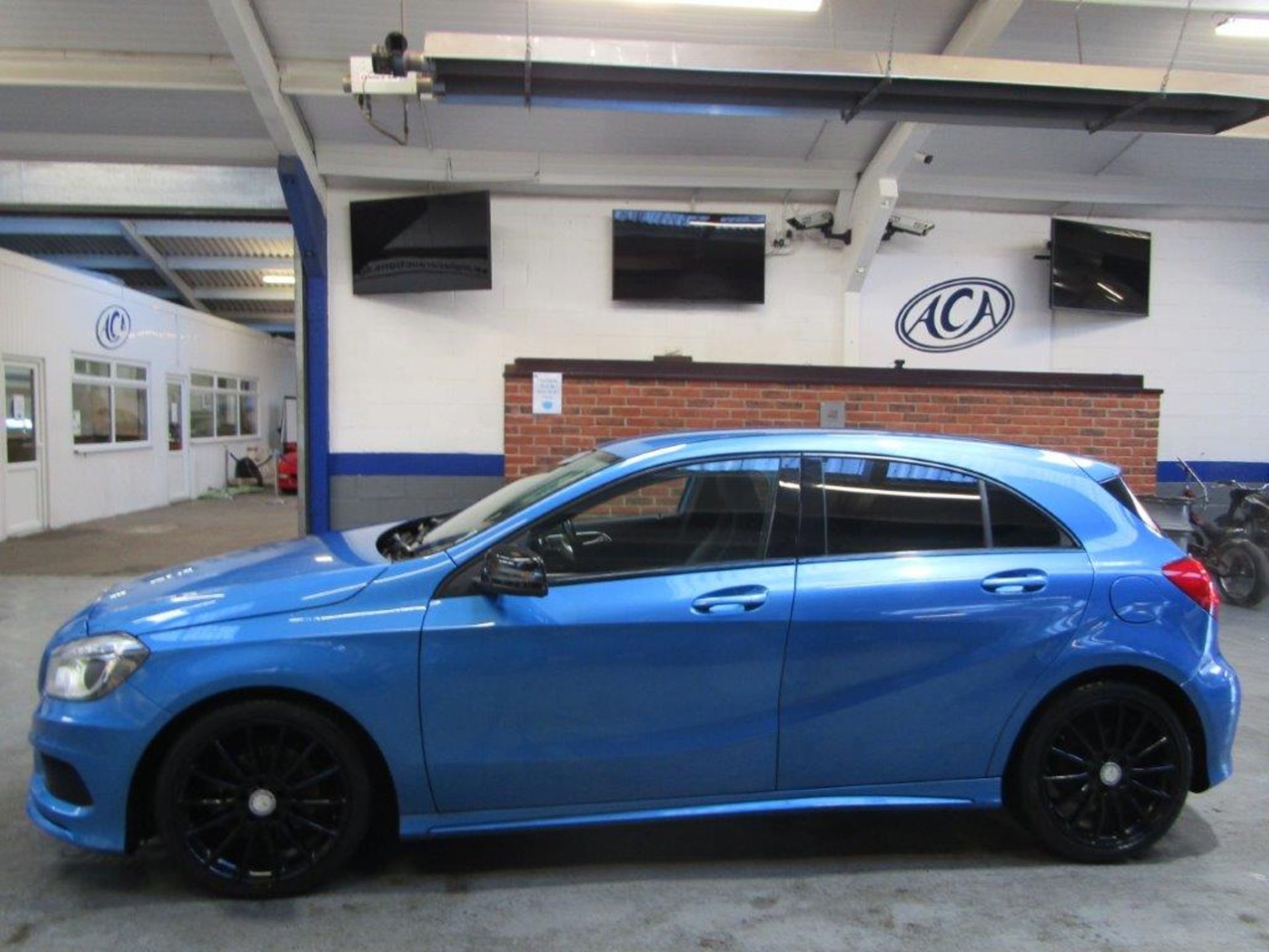 64 14 Mercedes A200 AMG Sport CDI - Image 2 of 23