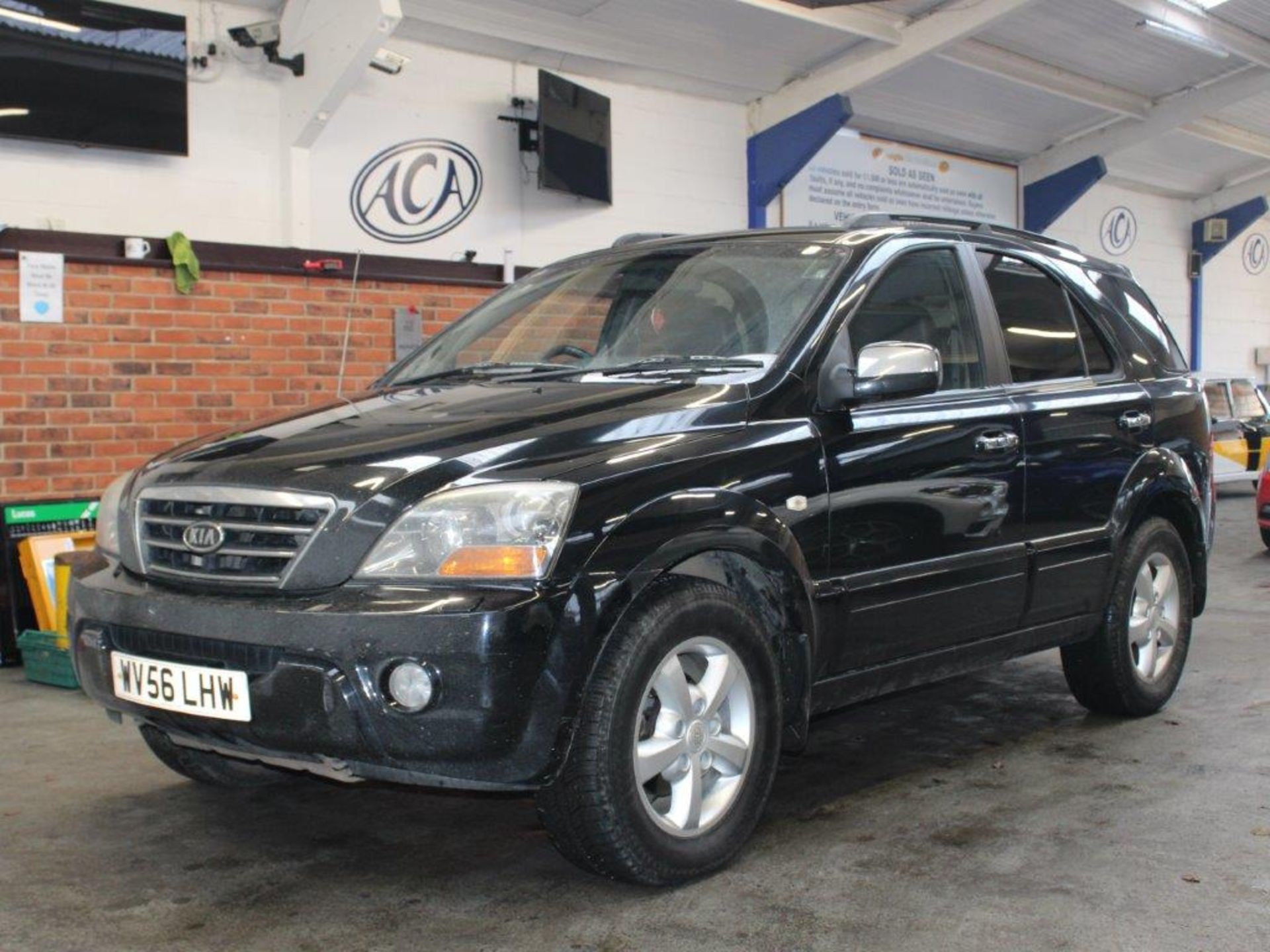 56 06 Kia Sorento XT