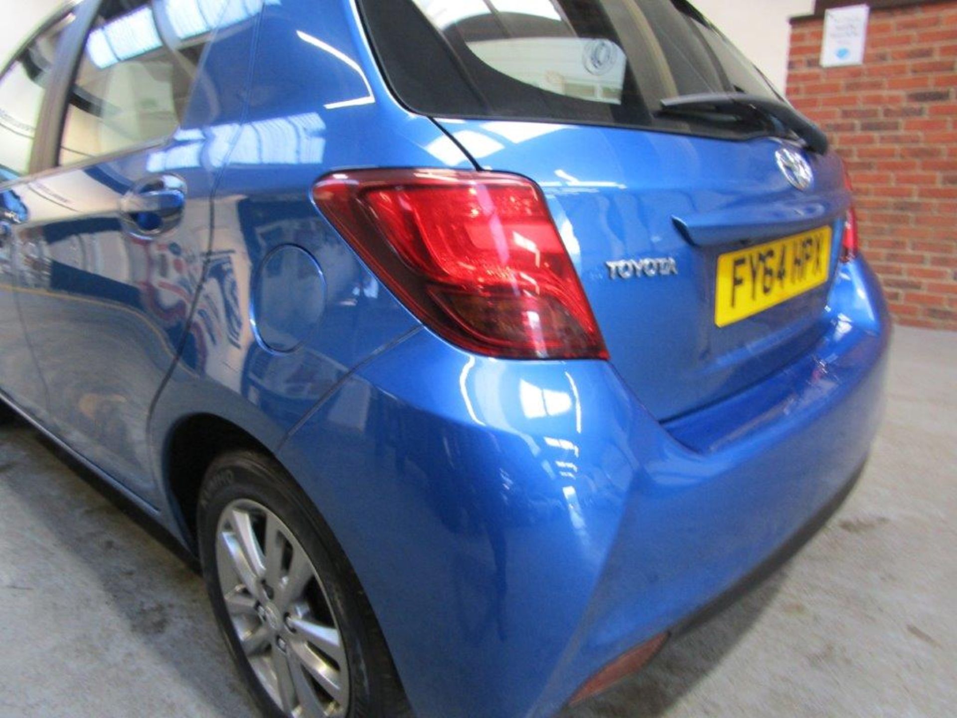 64 14 Toyota Yaris Icon VVT-I - Image 19 of 24