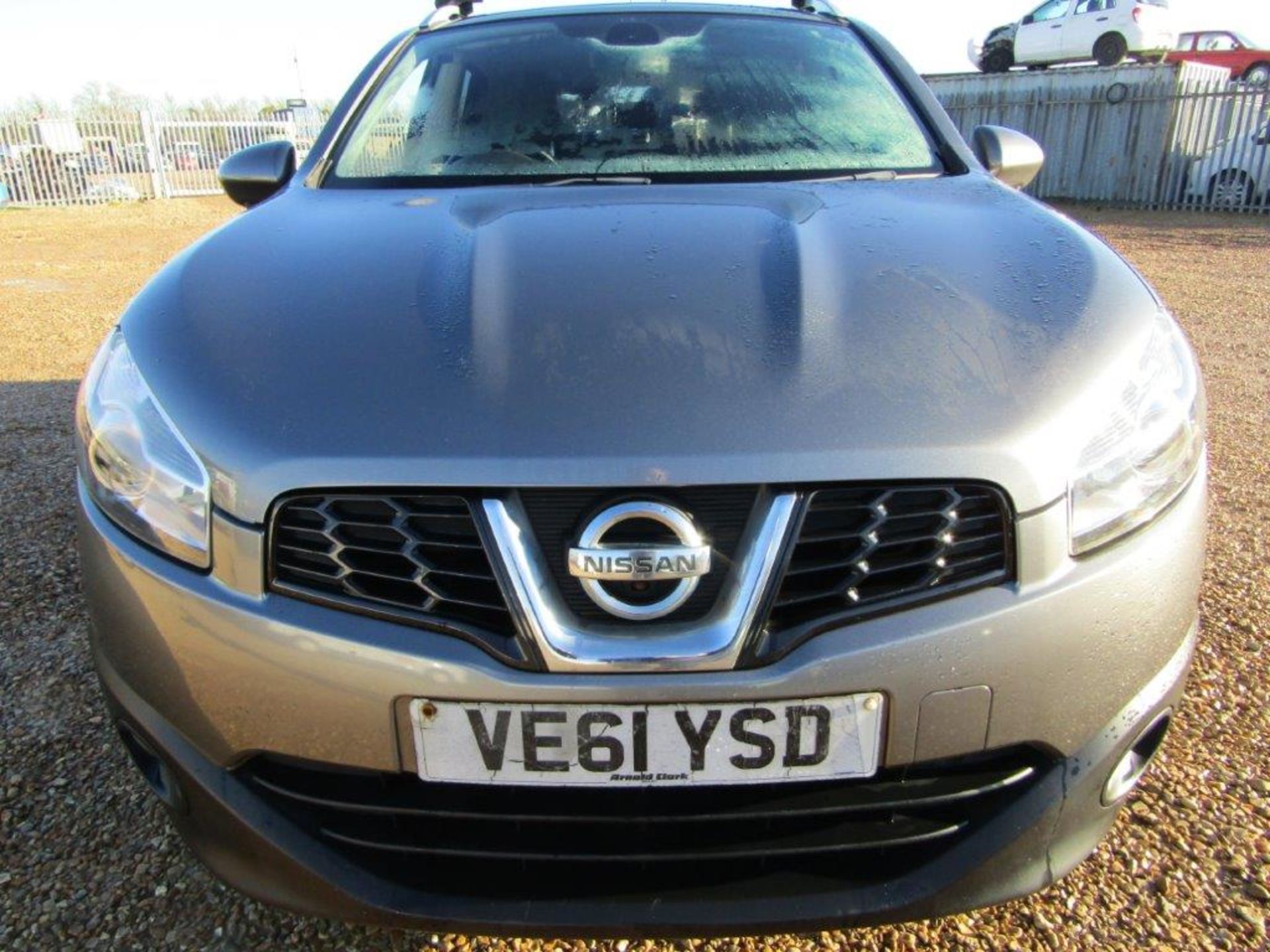 61 12 Nissan Qashqai N-Tec + DCi - Image 2 of 24