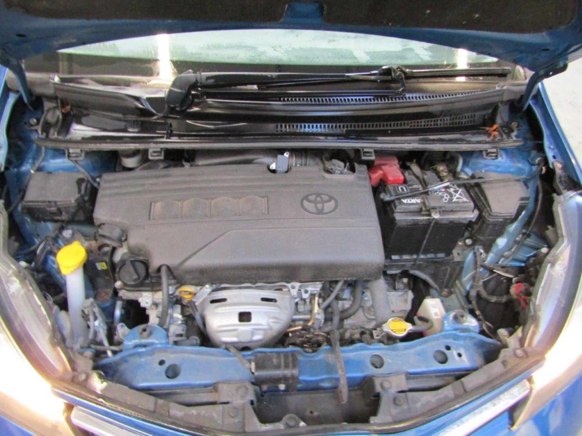 64 14 Toyota Yaris Icon VVT-I - Image 15 of 24