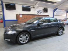 13 13 Jaguar XF Luxury V6 D Auto