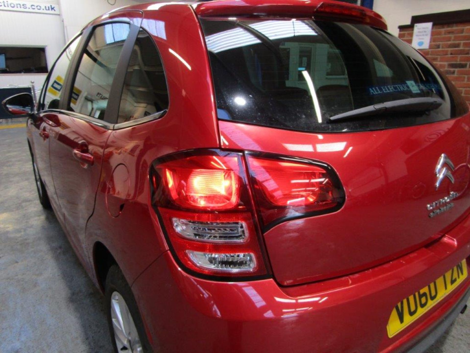 60 10 Citroen C3 VTR+ - Image 15 of 23