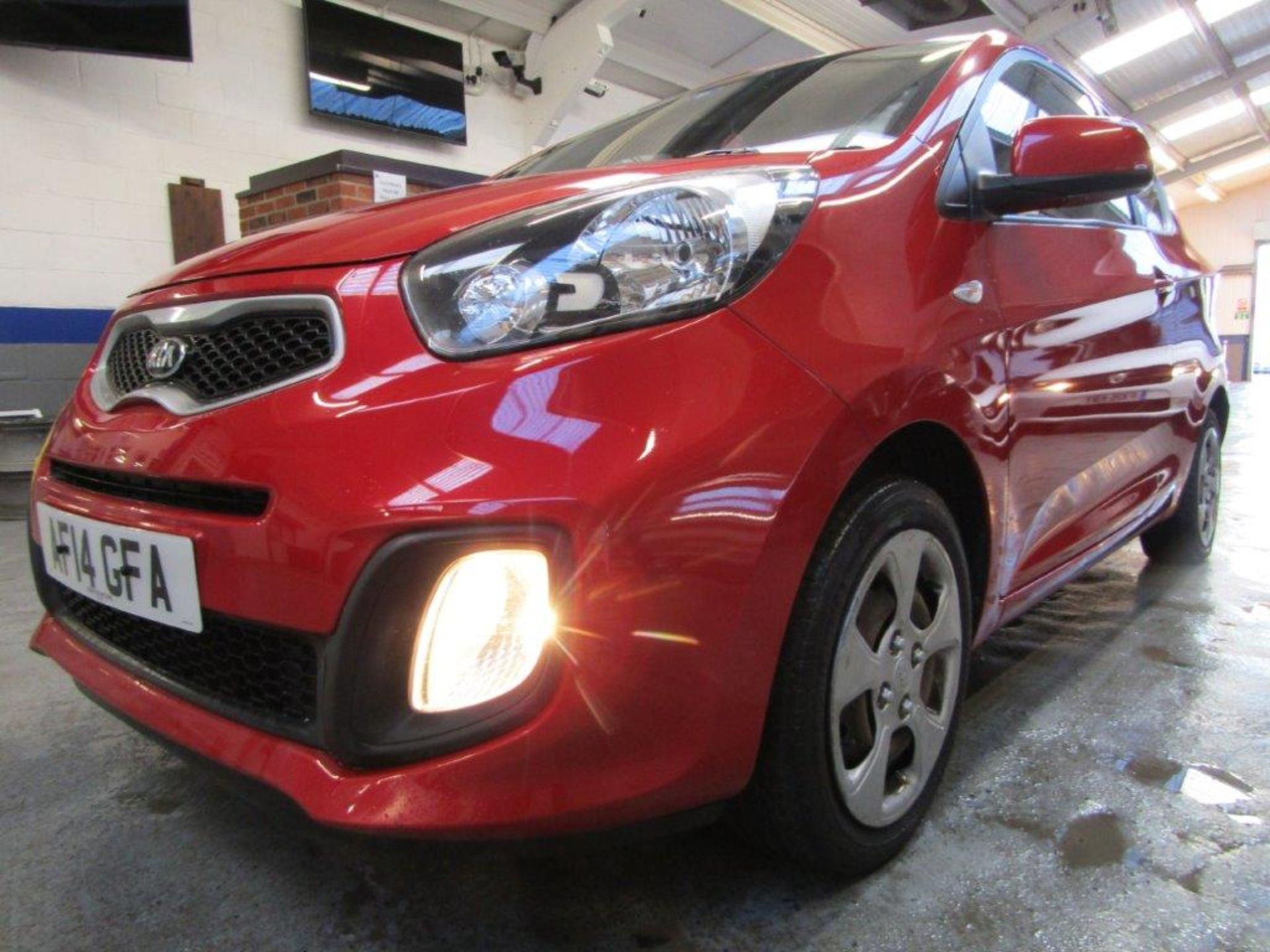 14 14 Kia Picanto 1 - Image 18 of 21