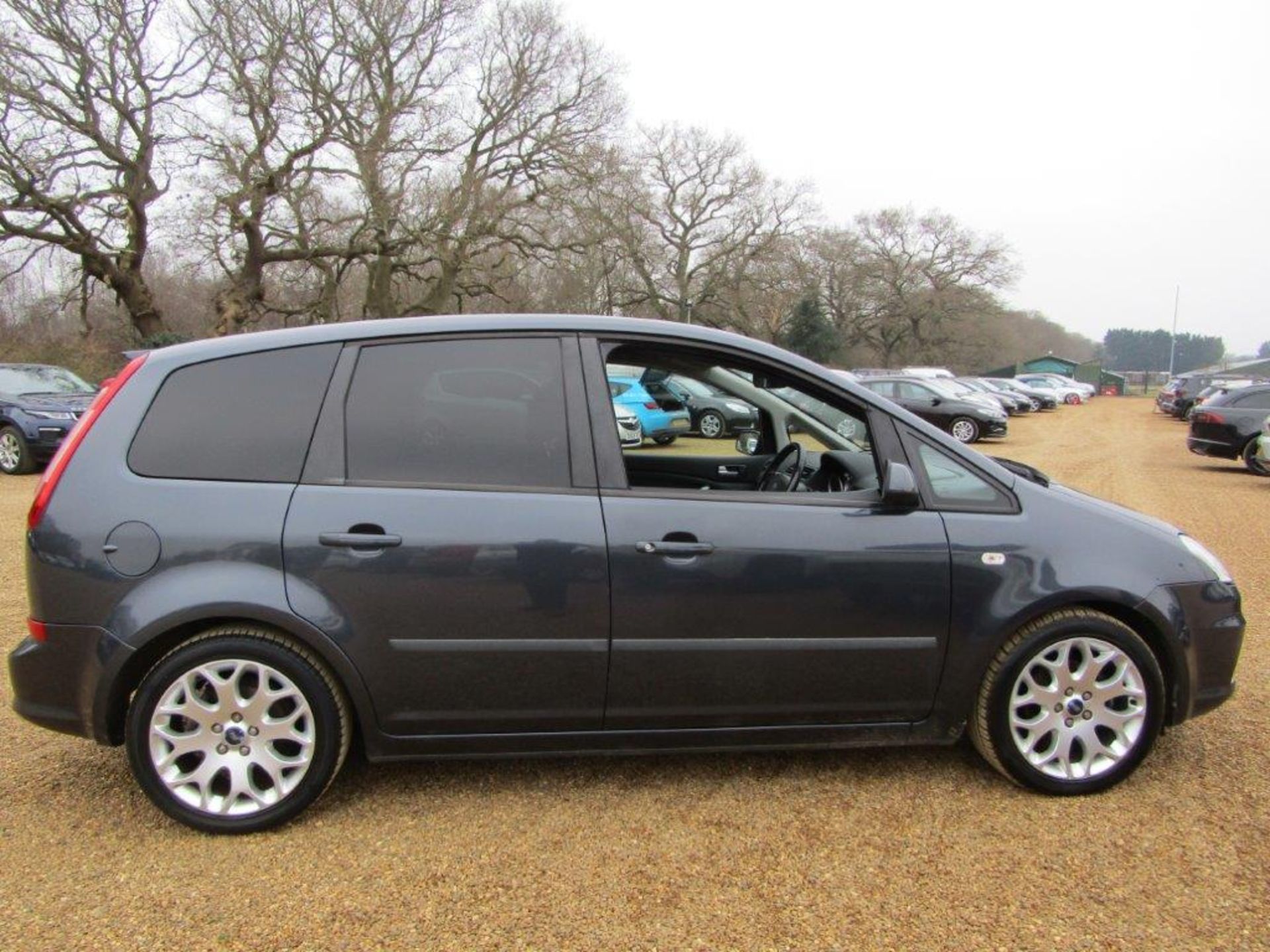 08 08 Ford C-Max Zetec TD 90 - Image 9 of 21