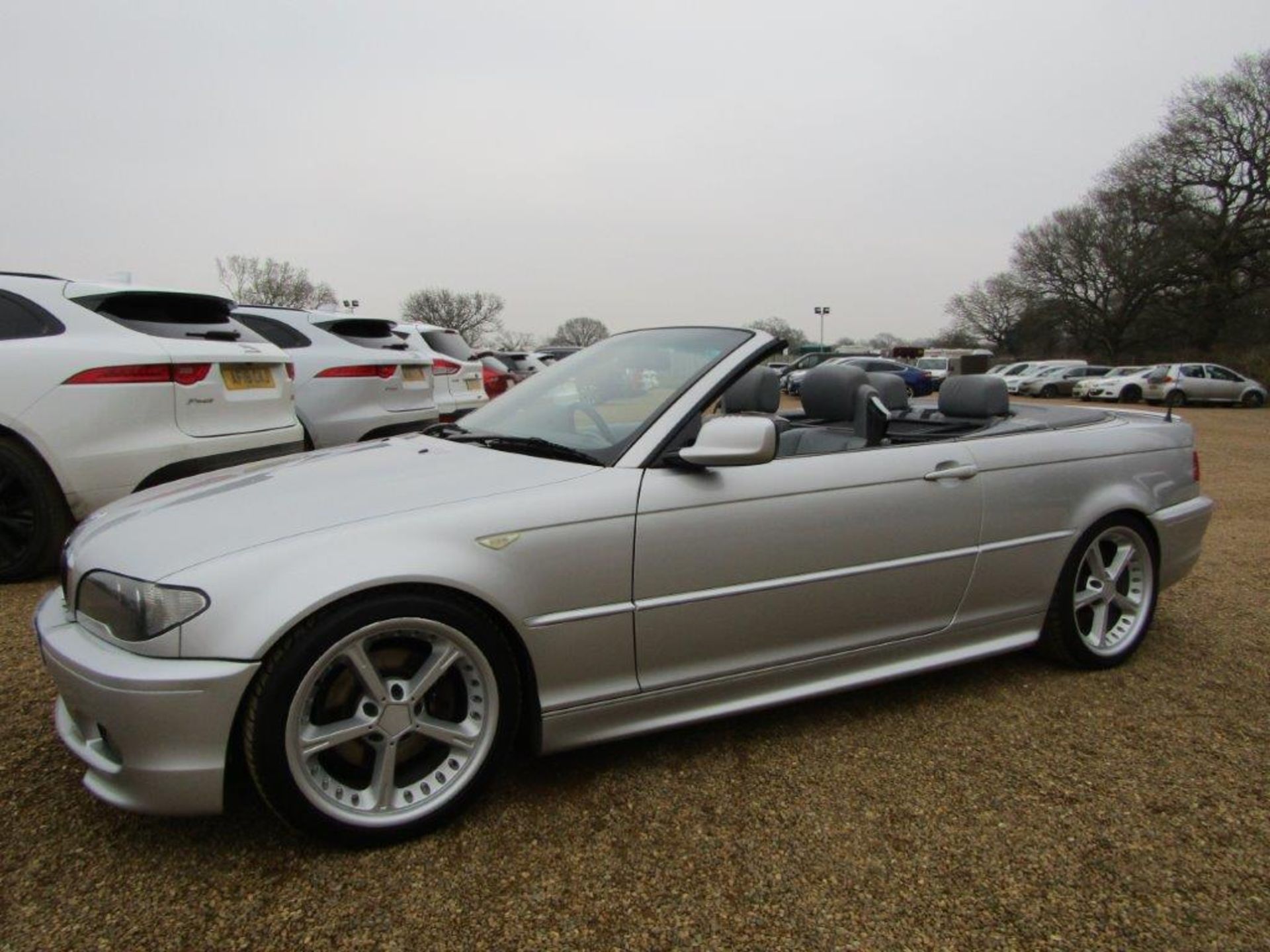 54 05 BMW 325Ci Sport - Image 2 of 36