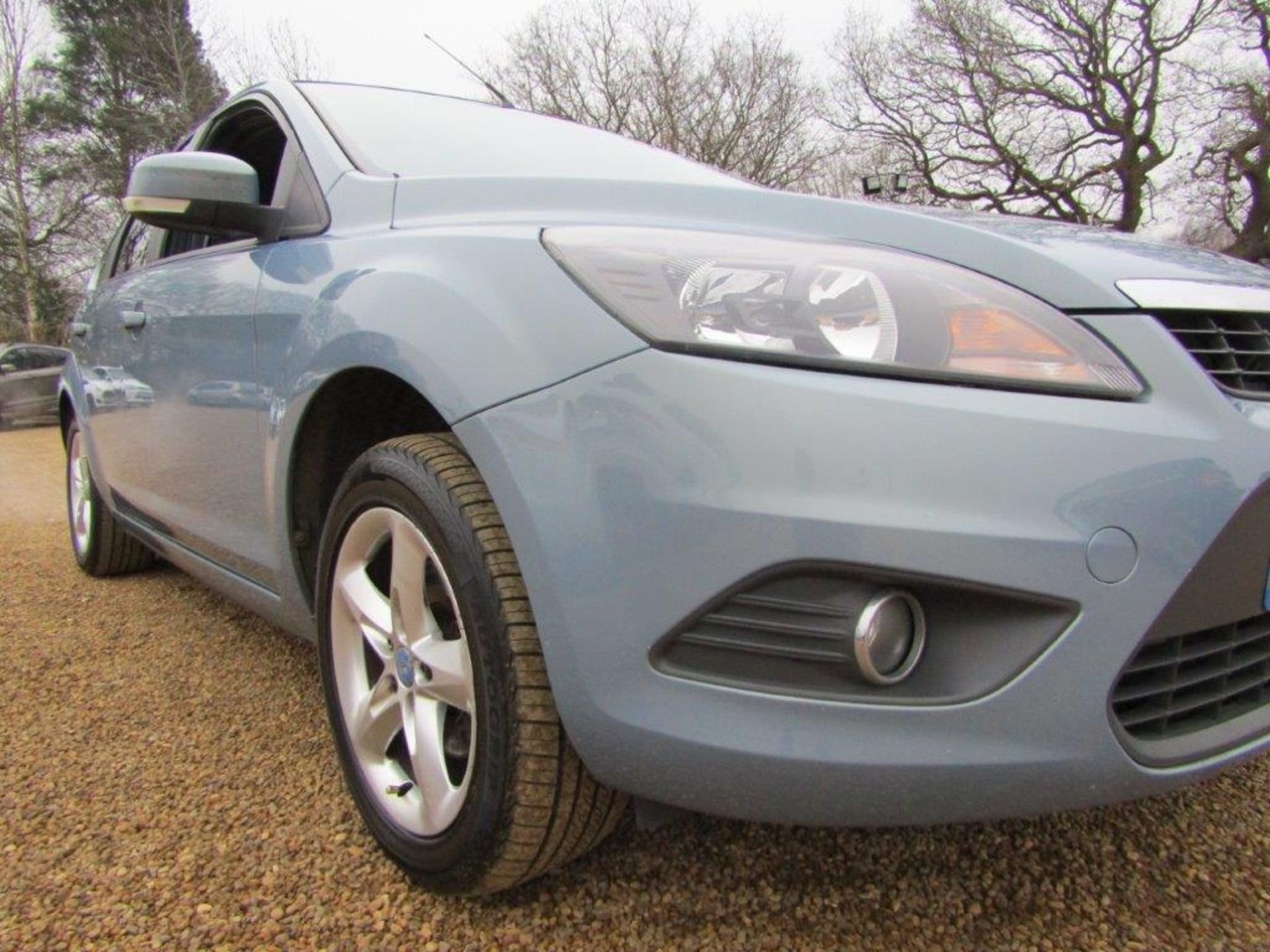 09 09 Ford Focus Zetec 100 - Image 15 of 20