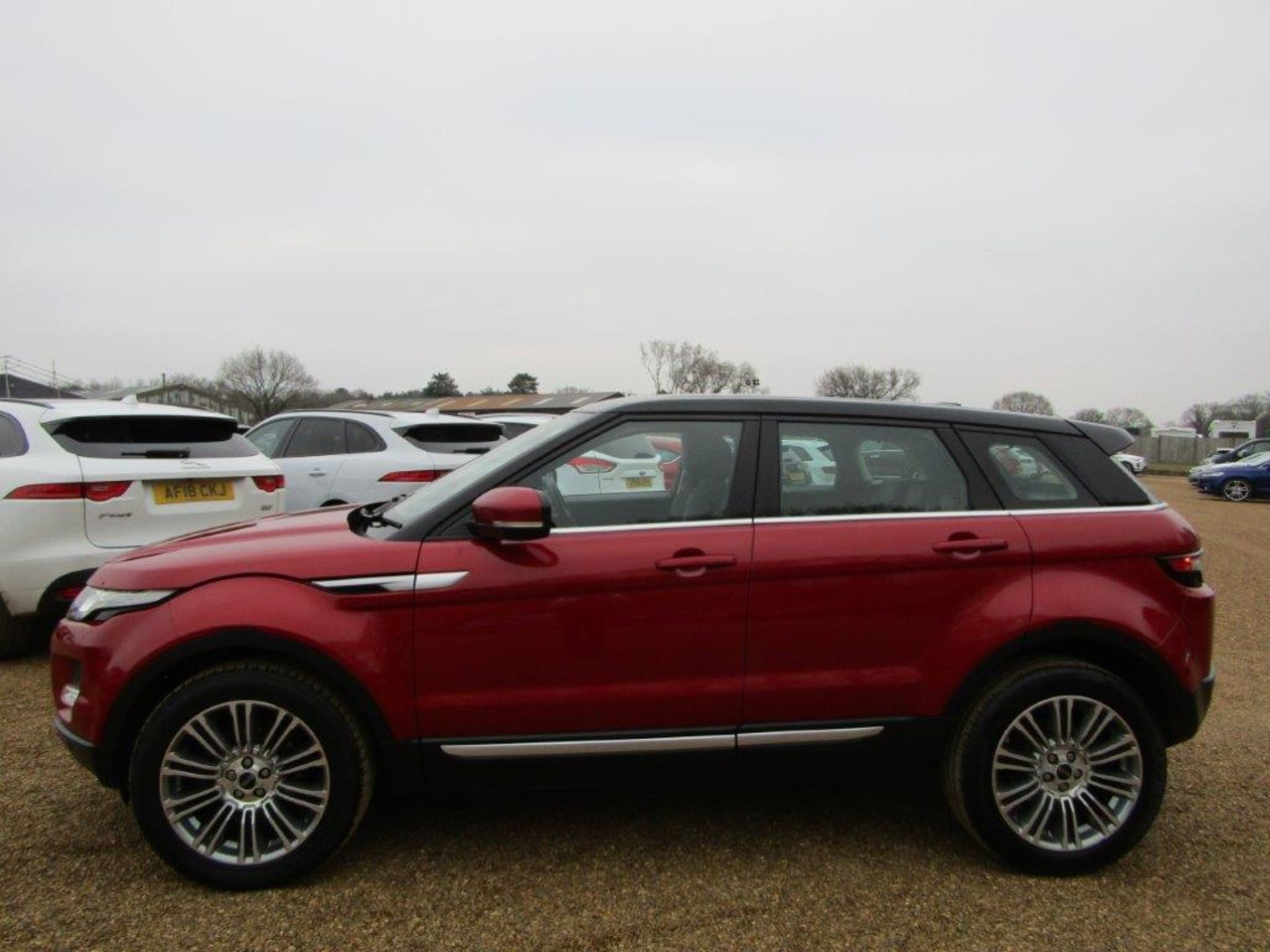 61 12 Range Rover Evoque Presti - Image 3 of 31