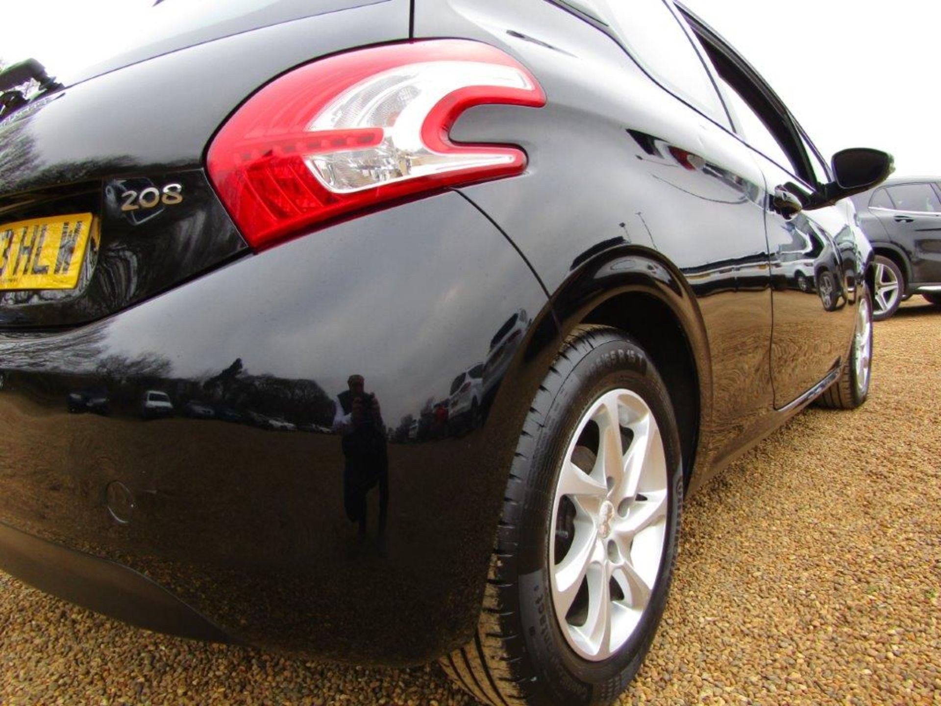 63 13 Peugeot 208 Active - Image 12 of 23