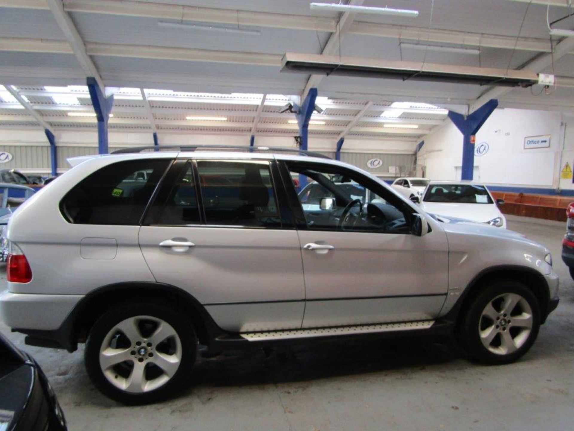 55 06 BMW X5 Sport D Auto - Image 8 of 25